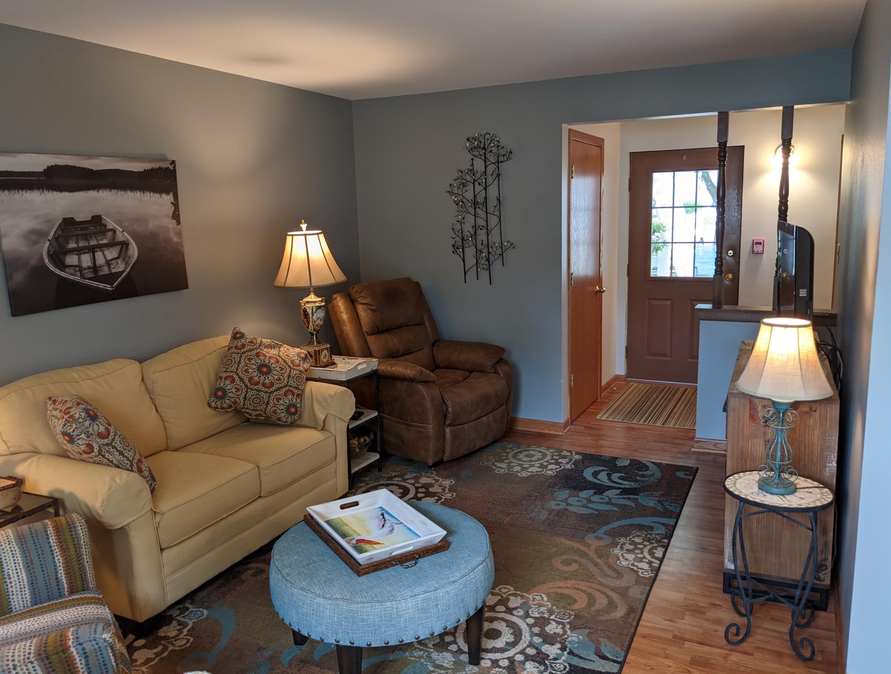 300 Foxwood Dr #135, Waterford, WI 53185
