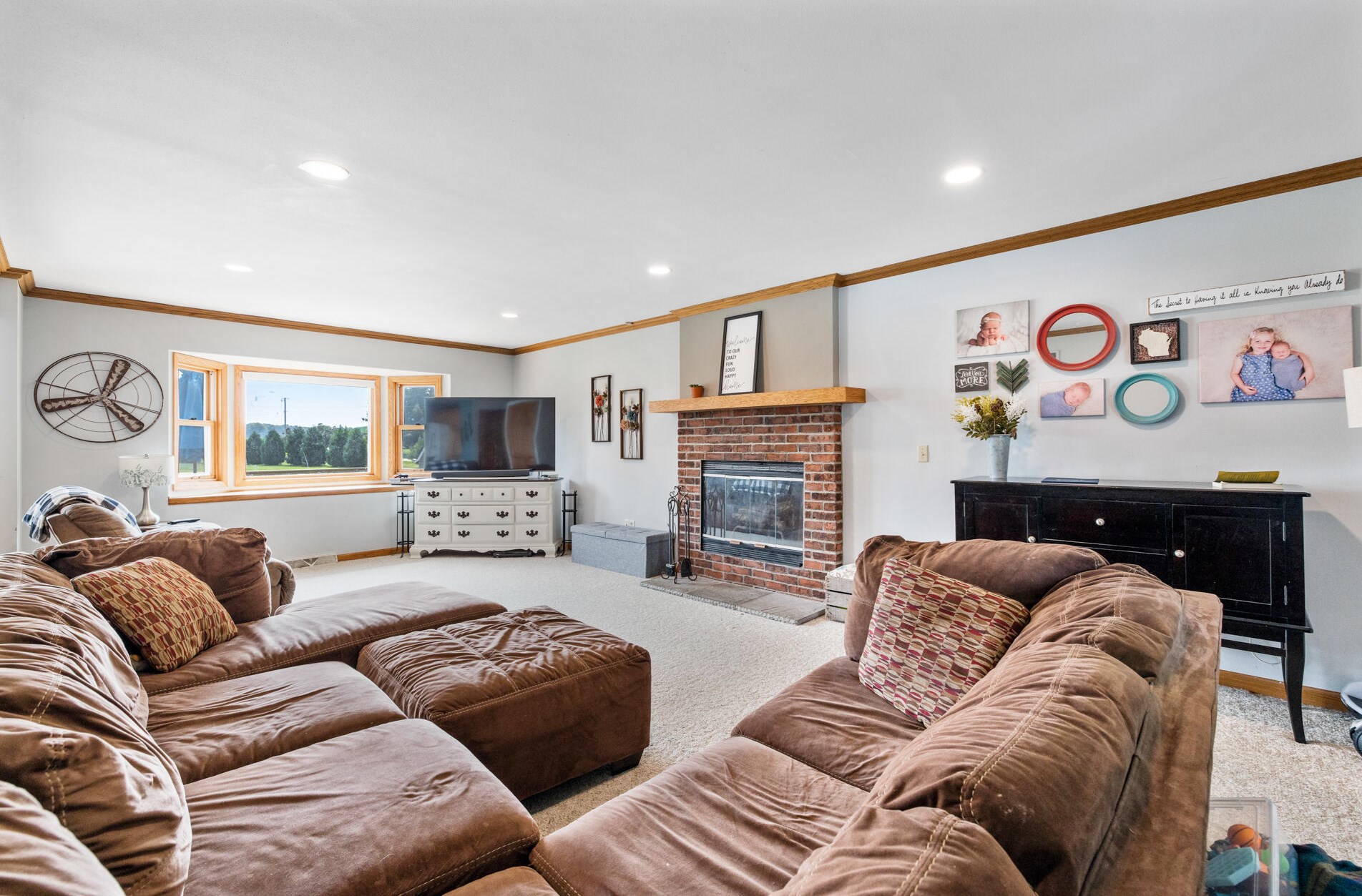 6116 Anne Marie Ct, West Bend, WI 53095