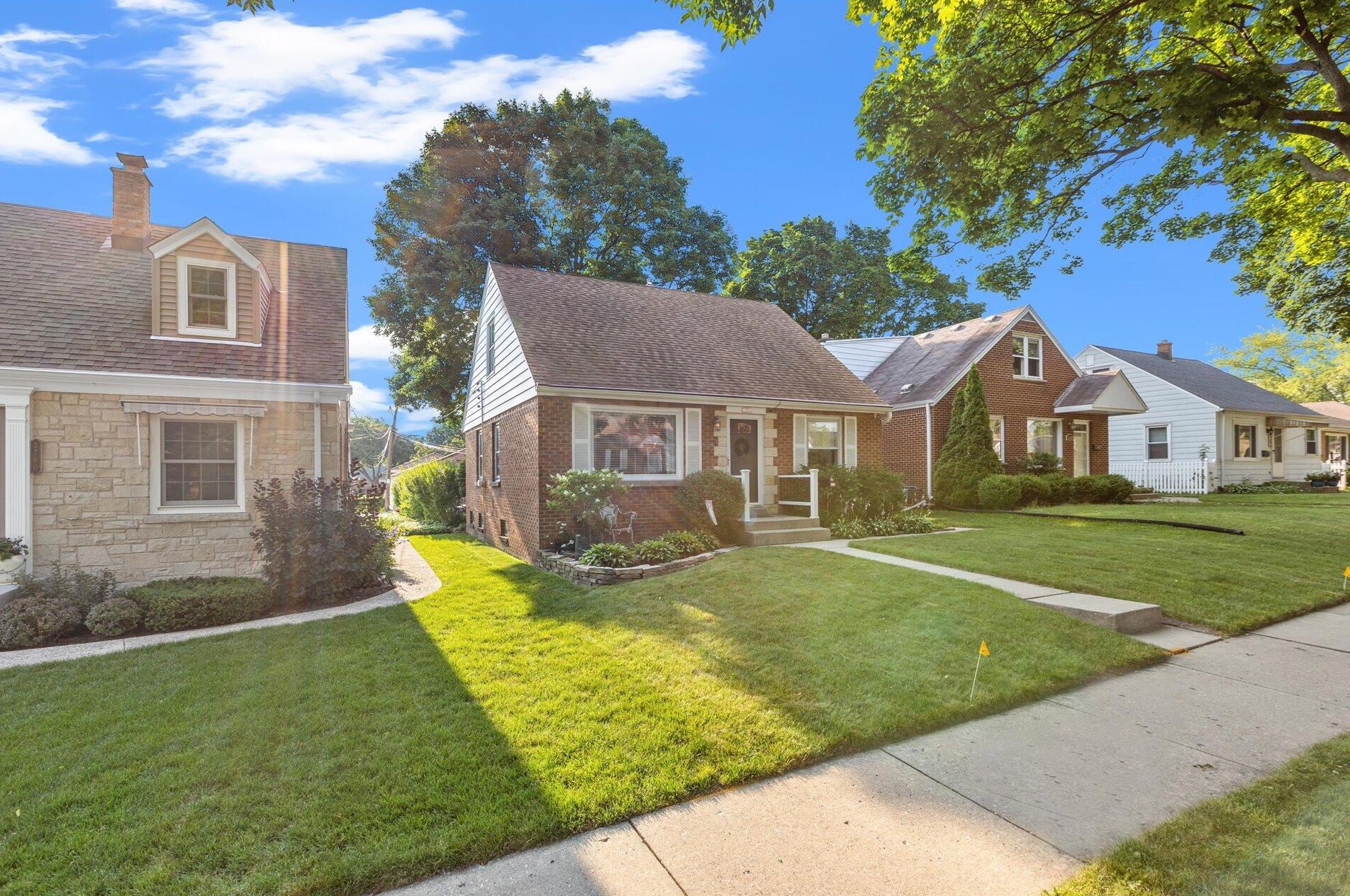 3756 N 85th St, Milwaukee, WI 53222