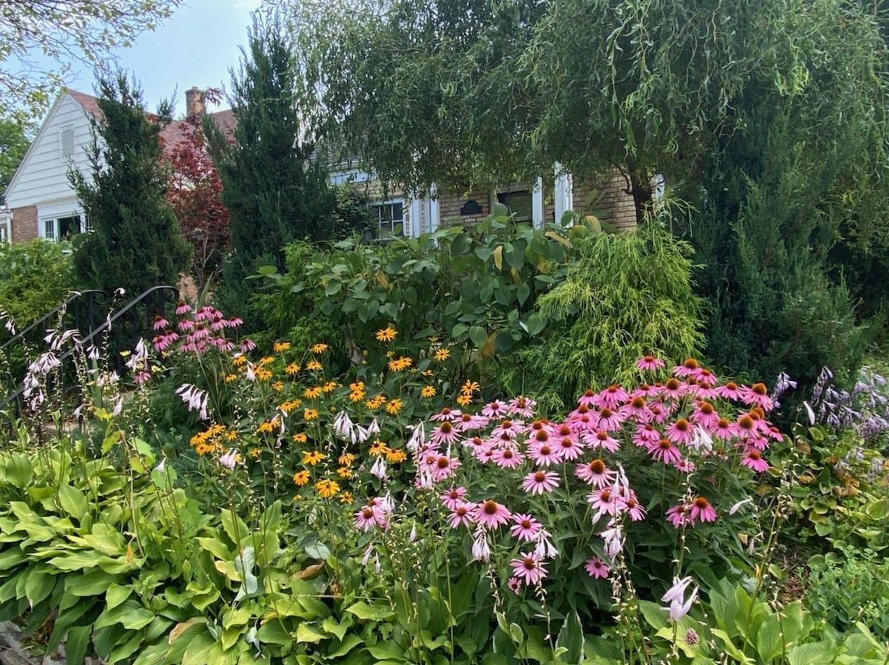 6523 Clarke St, Milwaukee WI  53213-1414 exterior