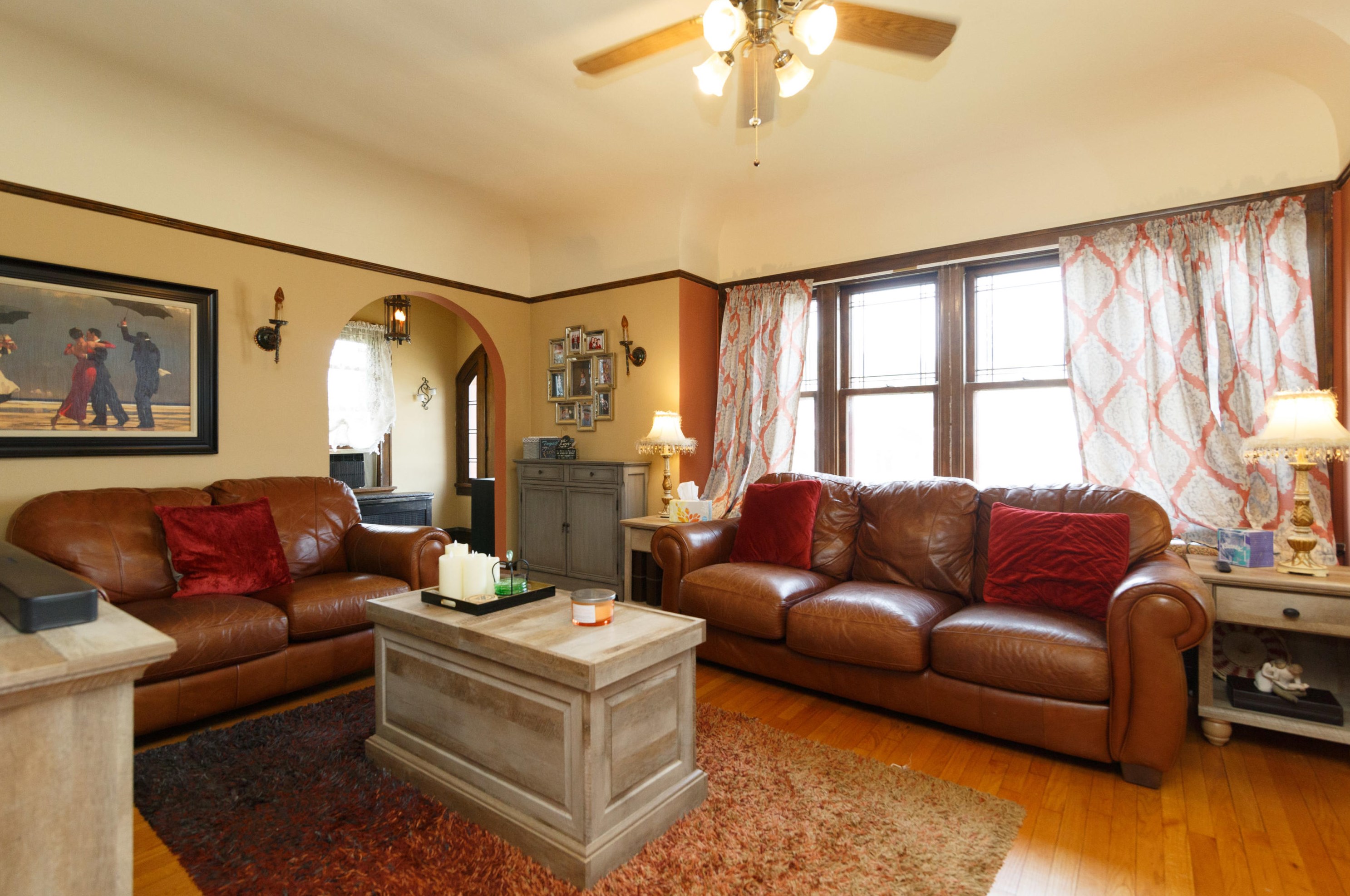 213 W Sumner St, Hartford, WI 53027