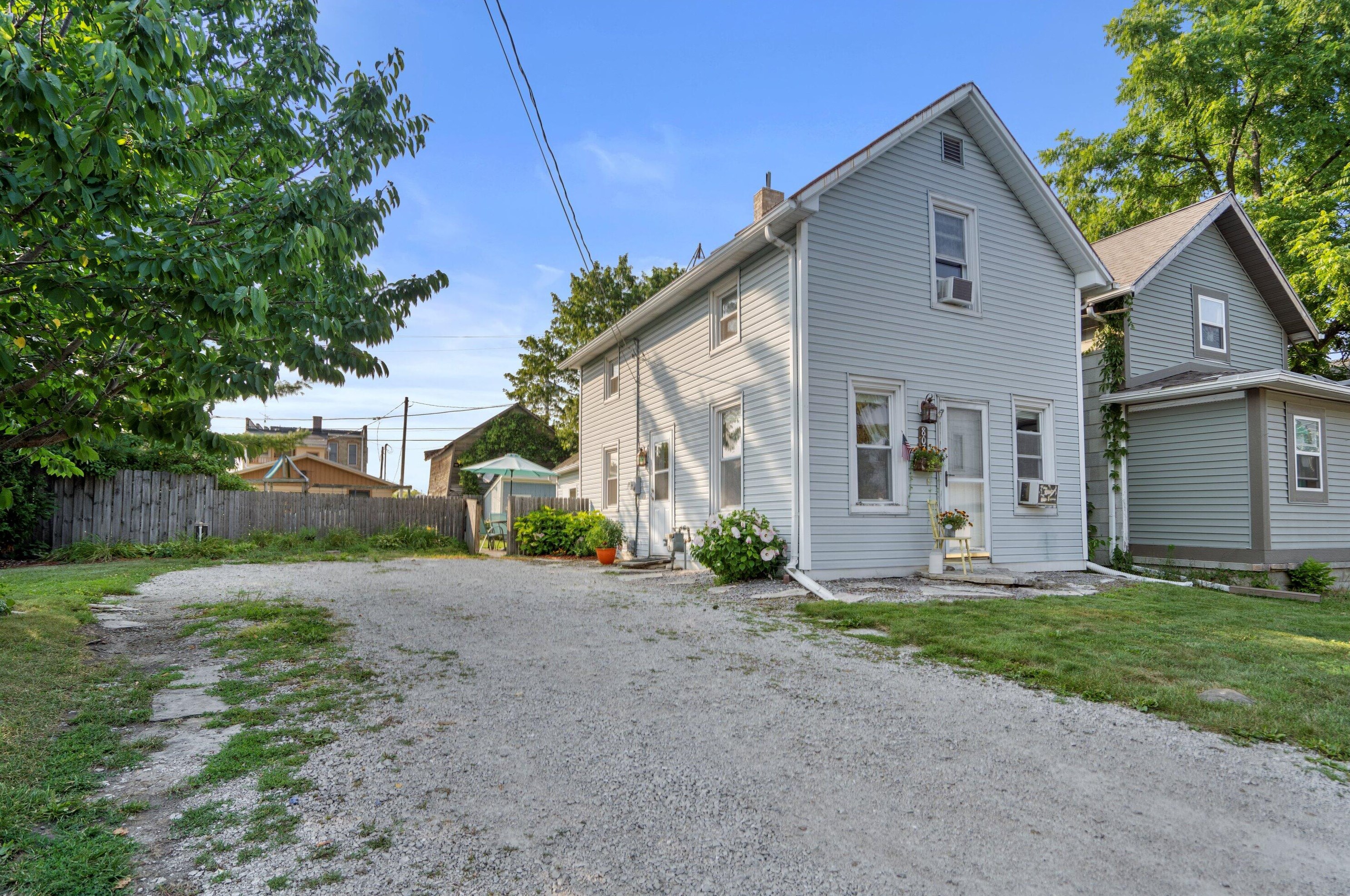 807 Pleasant St, Sullivan WI  53178-9764 exterior