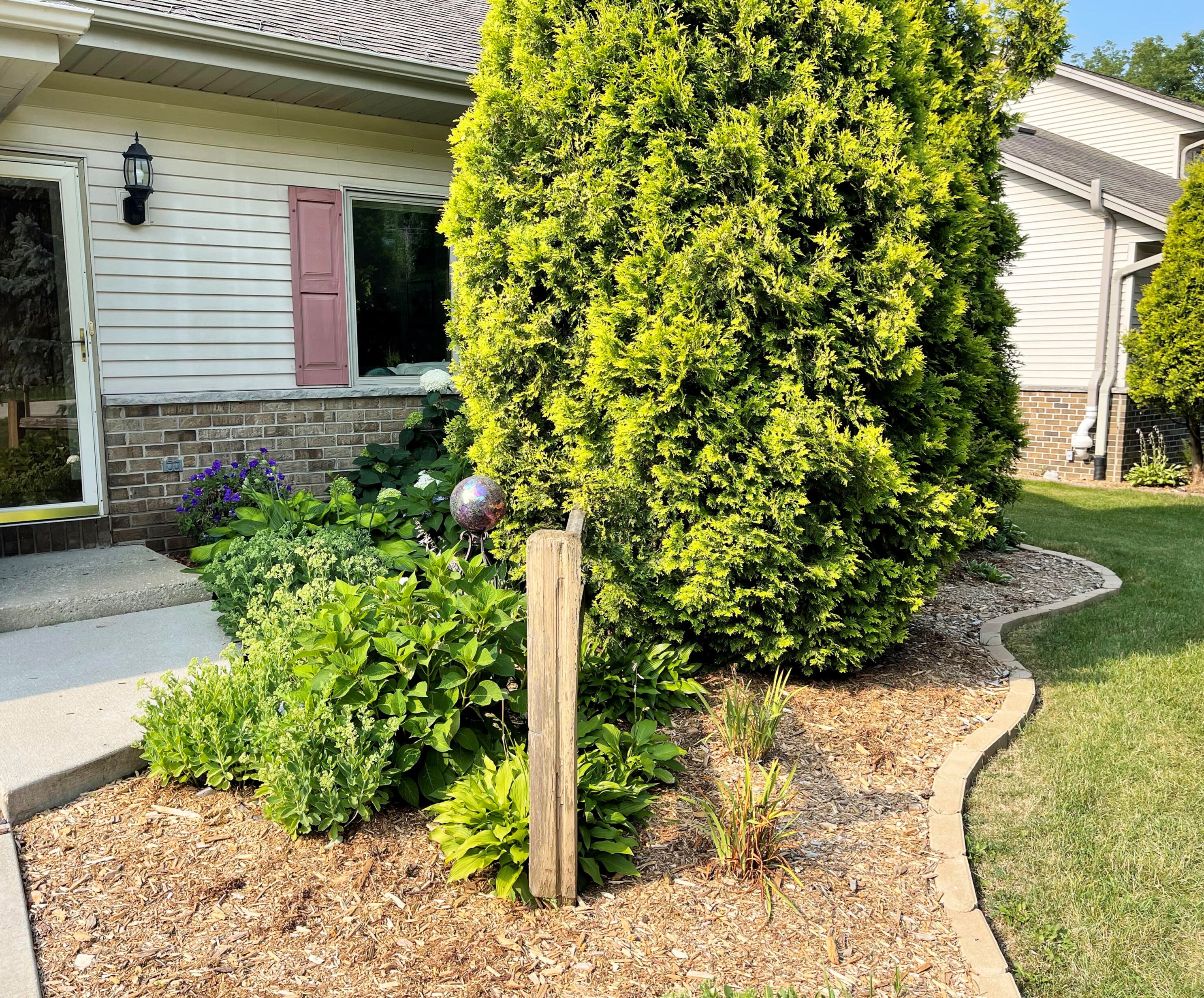 18615 Hoffman Ave #b, Brookfield, WI 53045