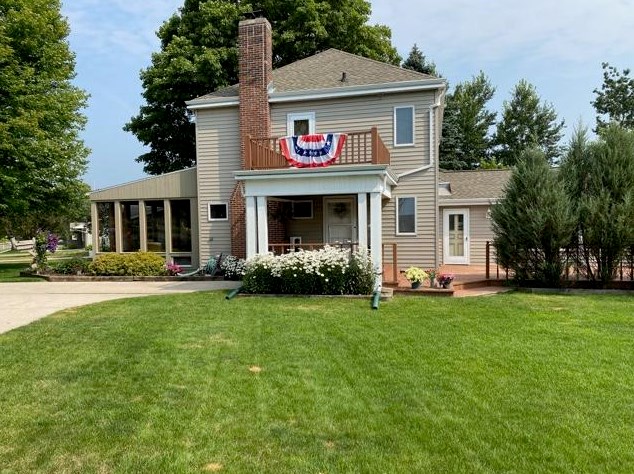 815 Shorewood Blvd, Manitowoc, WI 54220