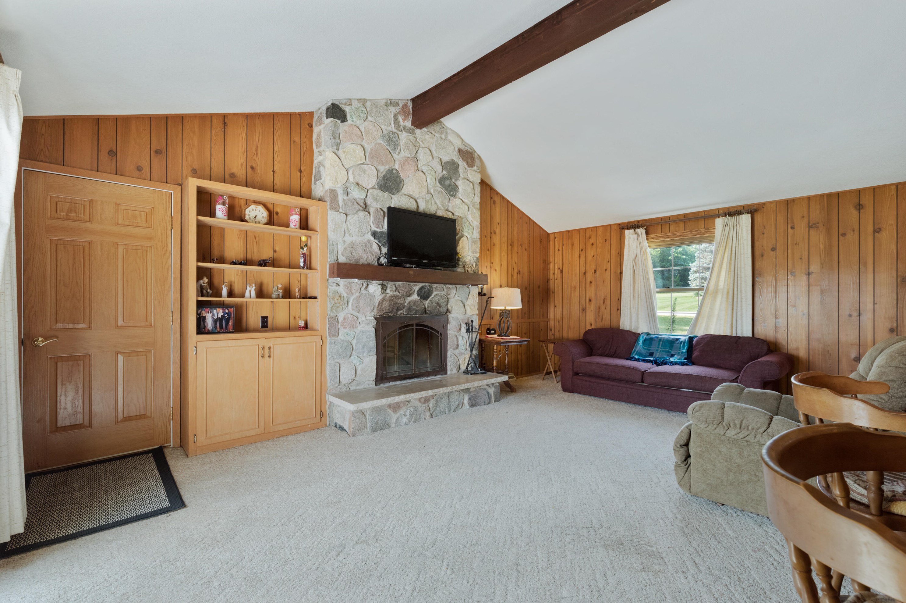 3764 Teri Ln, Hartford, WI 53027-9521