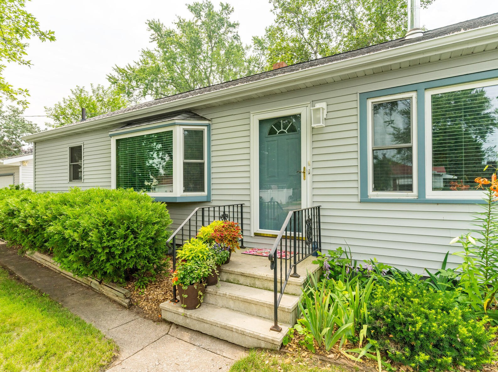 2700 Robinsdale Ave, La Crosse, WI 54601