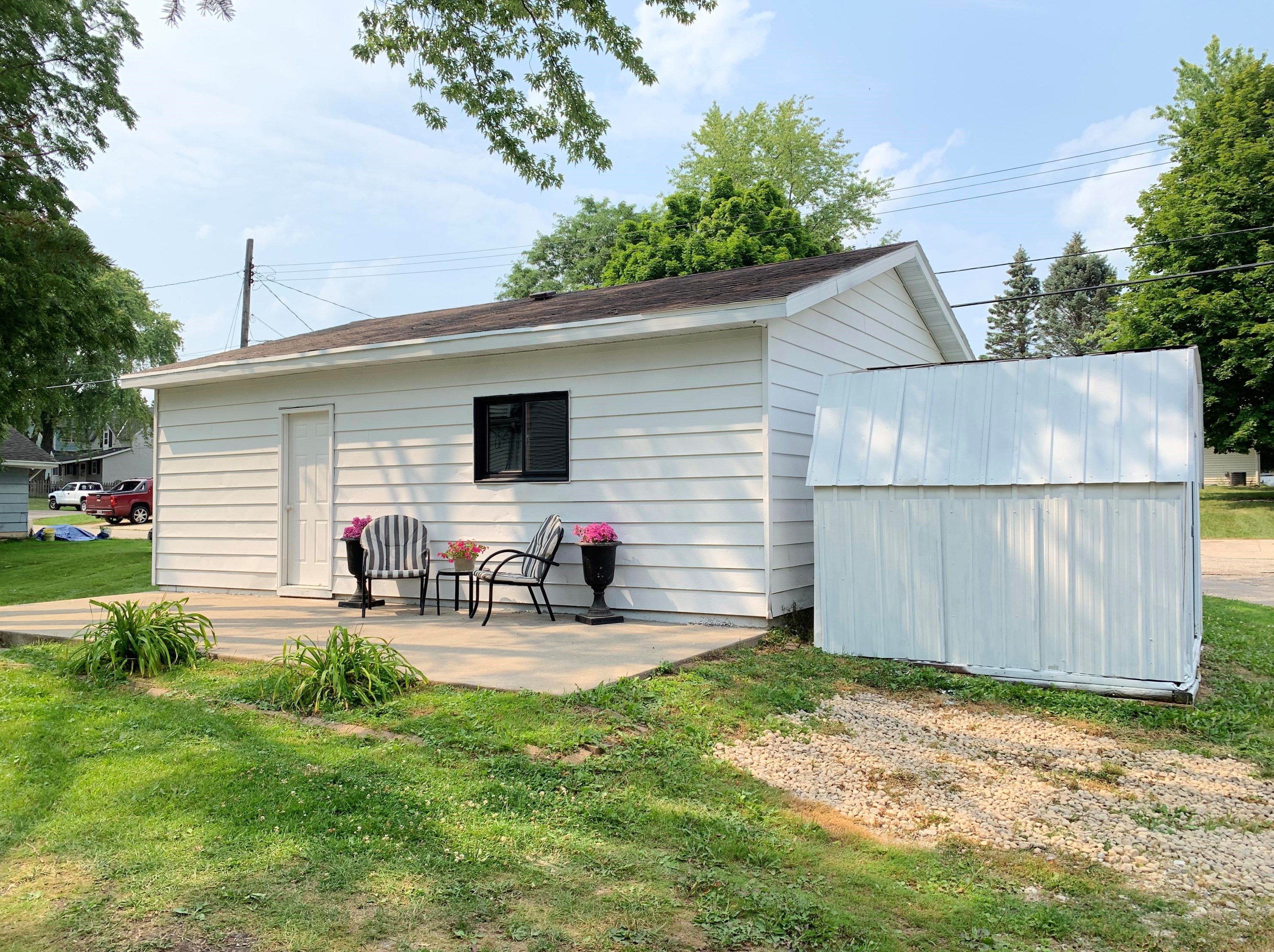 534 Loos St, Hartford WI  53027-1914 exterior