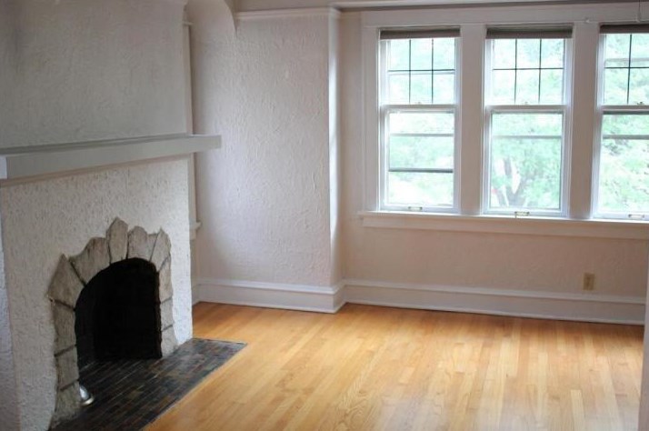 1614 E Newton Ave #1616, Milwaukee, WI 53211