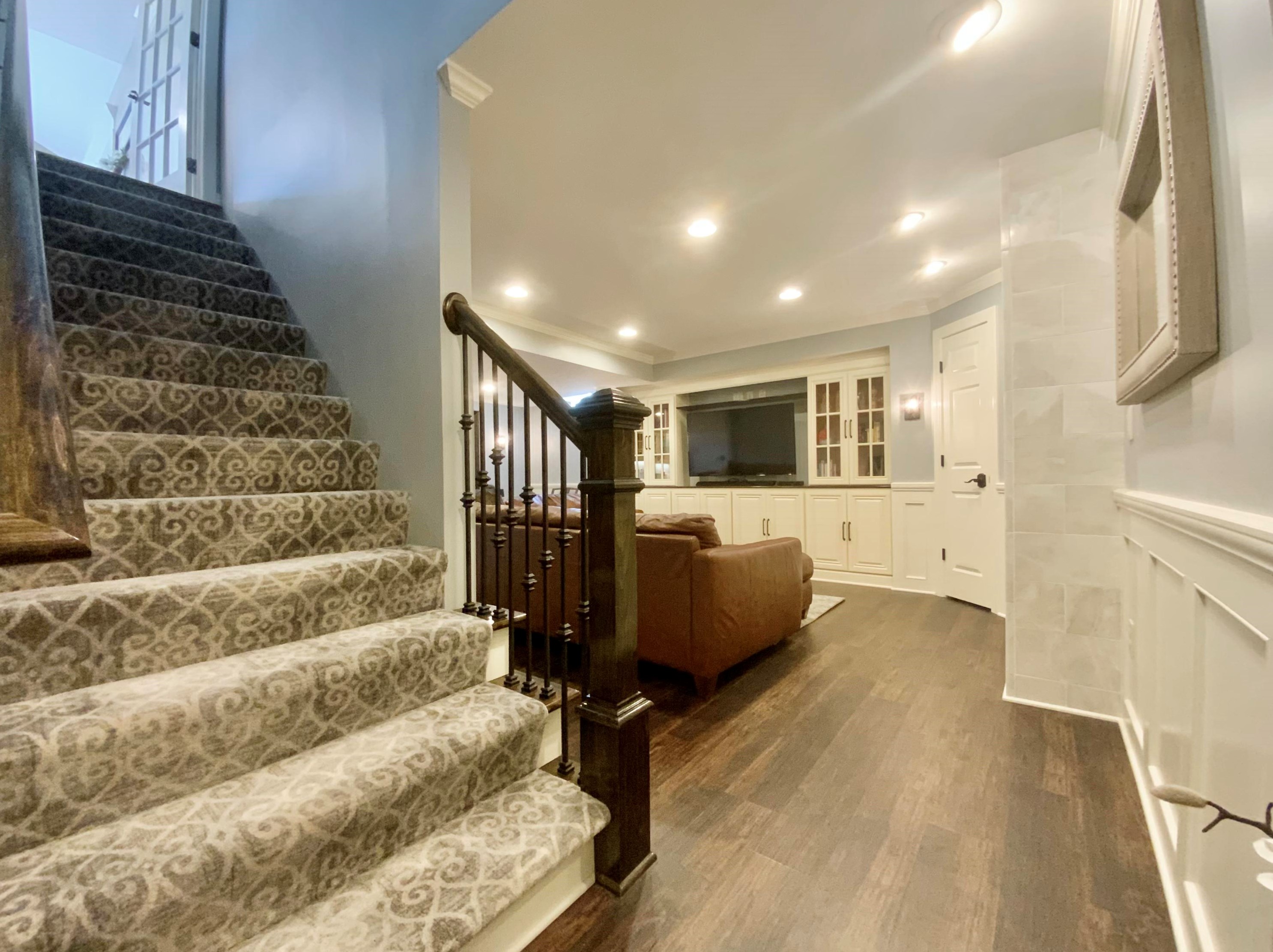 7957 Lakeview Dr, Hales Corners WI  53132-7910 exterior