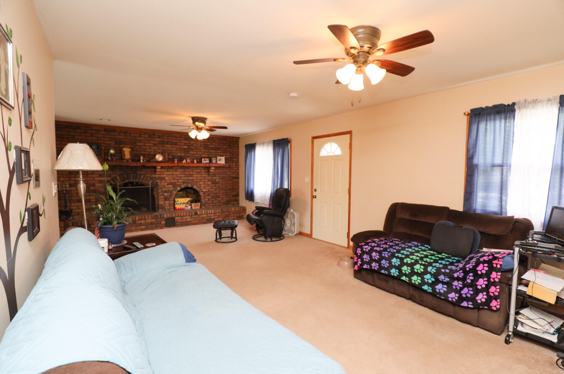 8543 19th Ave, Kenosha, WI 53143