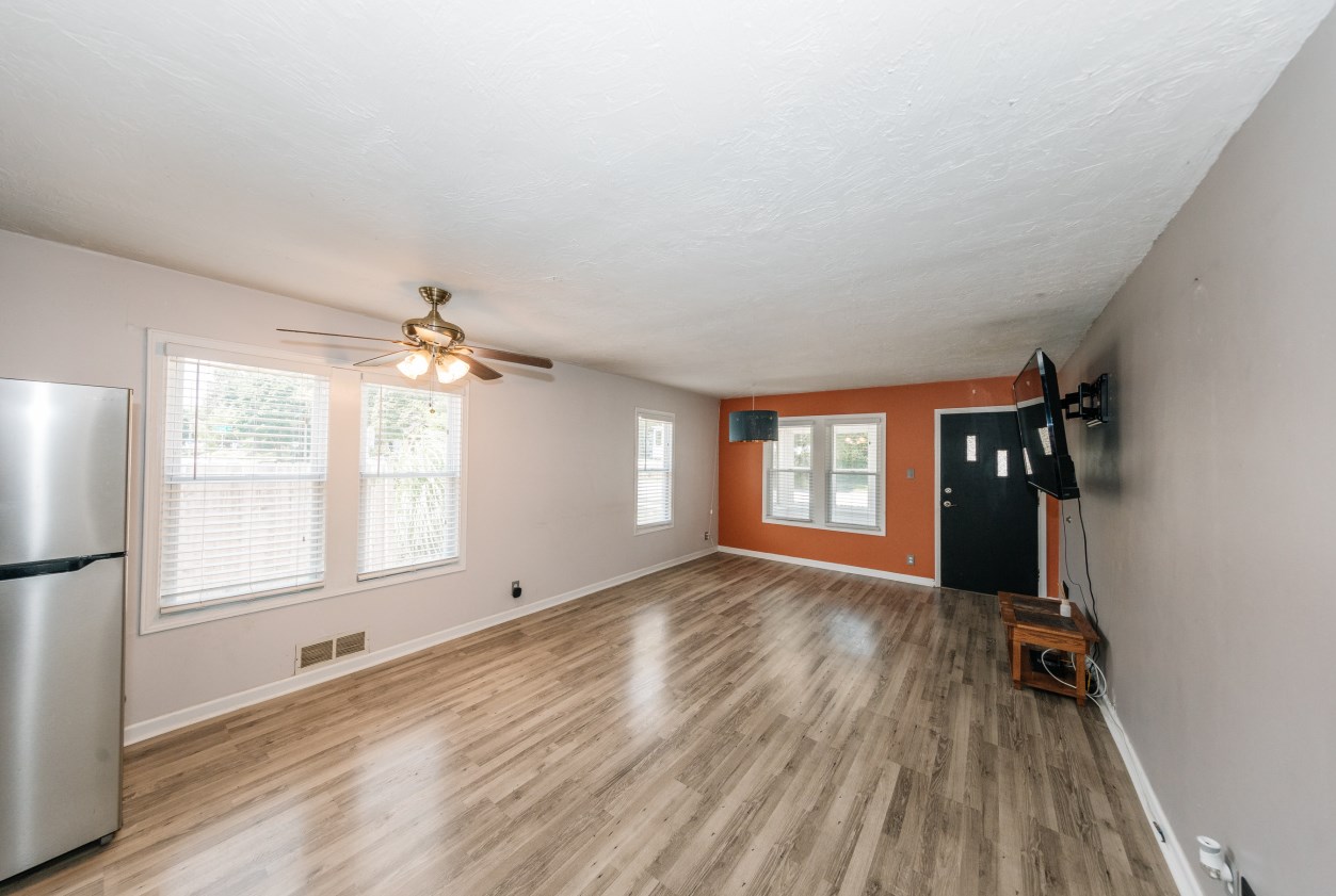 707 Madison St, Waukesha, WI 53188