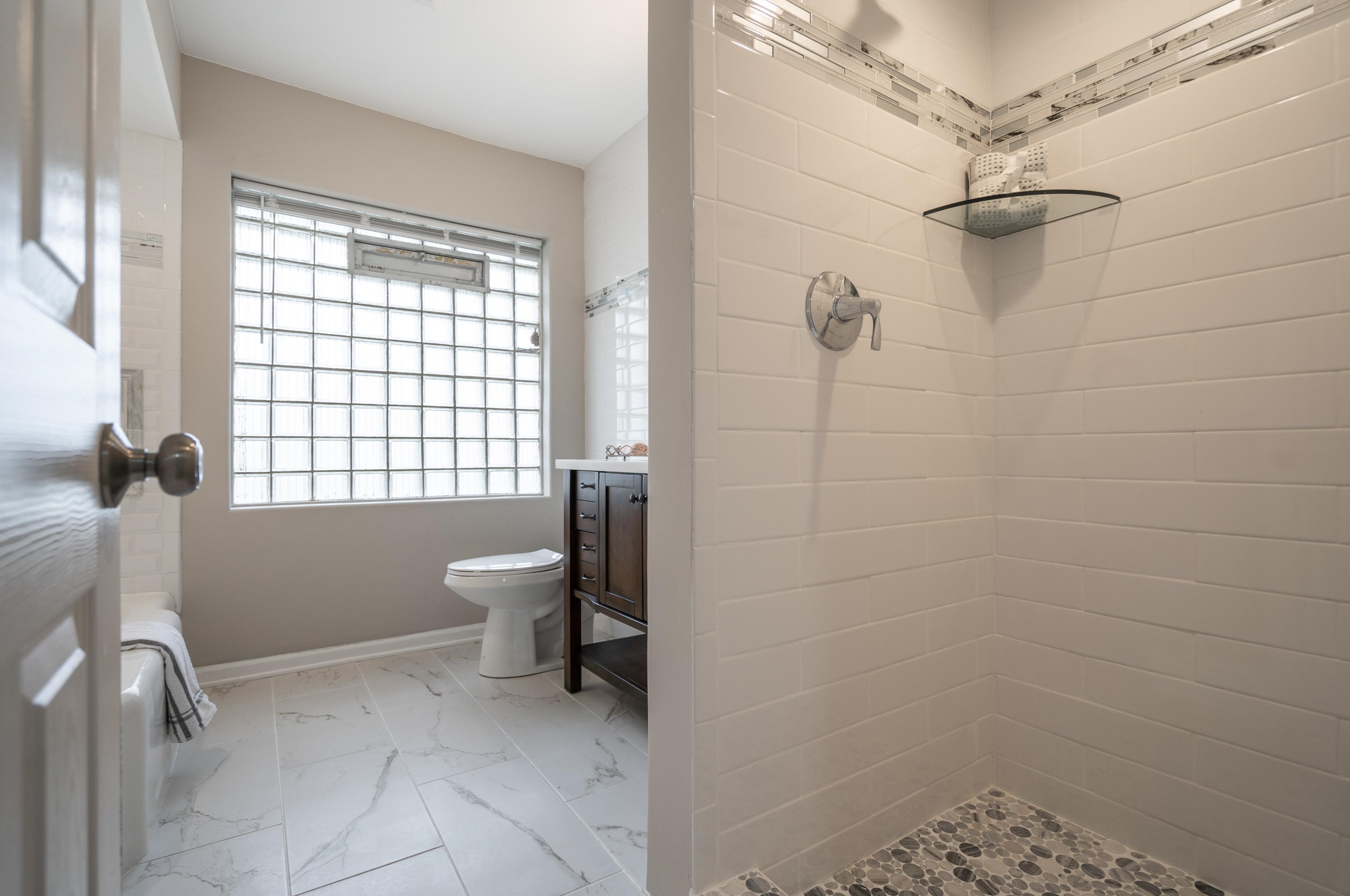 3619 54th Blvd, Milwaukee WI  53216-2805 exterior