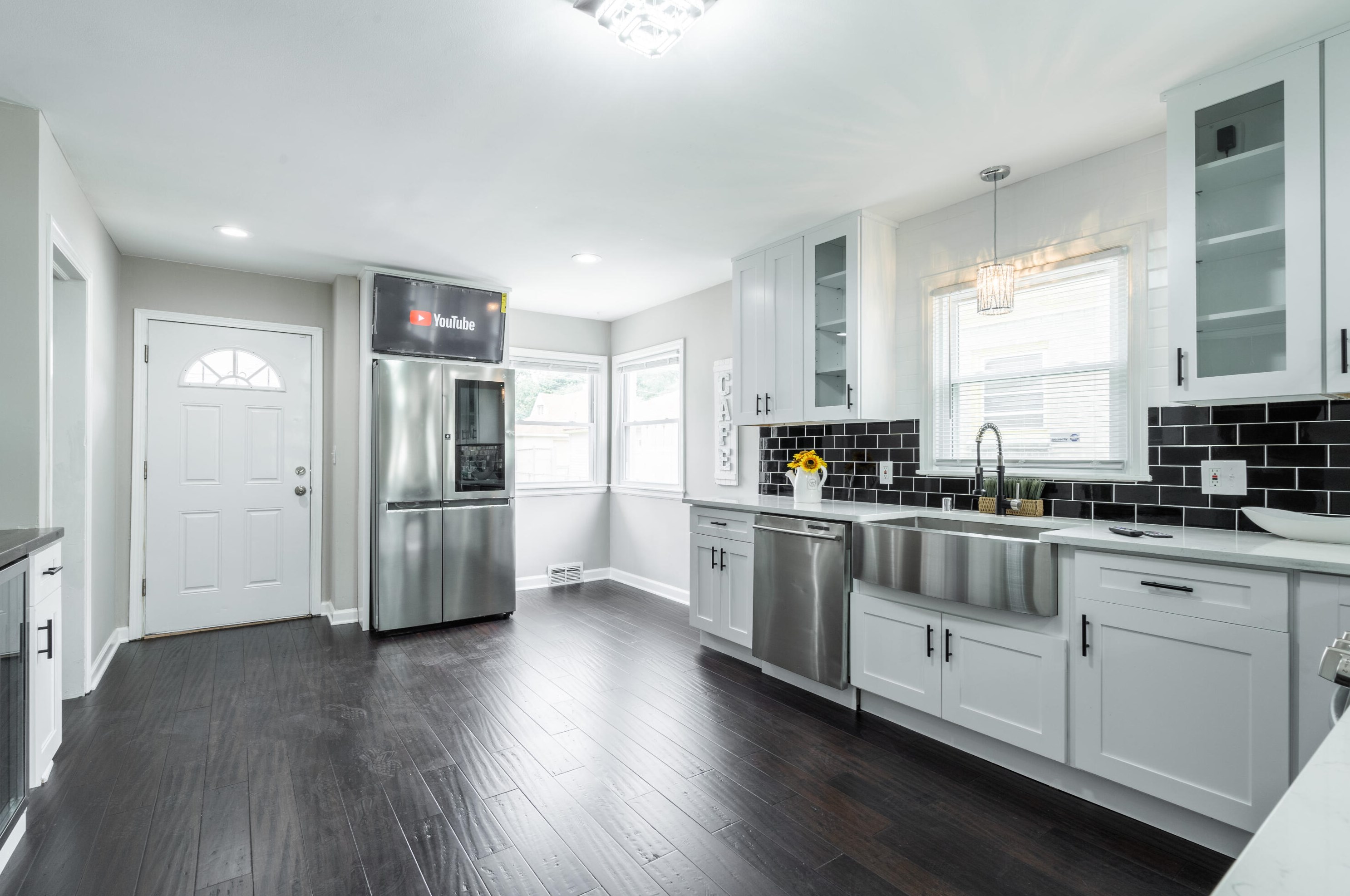 3619 54th Blvd, Milwaukee WI  53216-2805 exterior