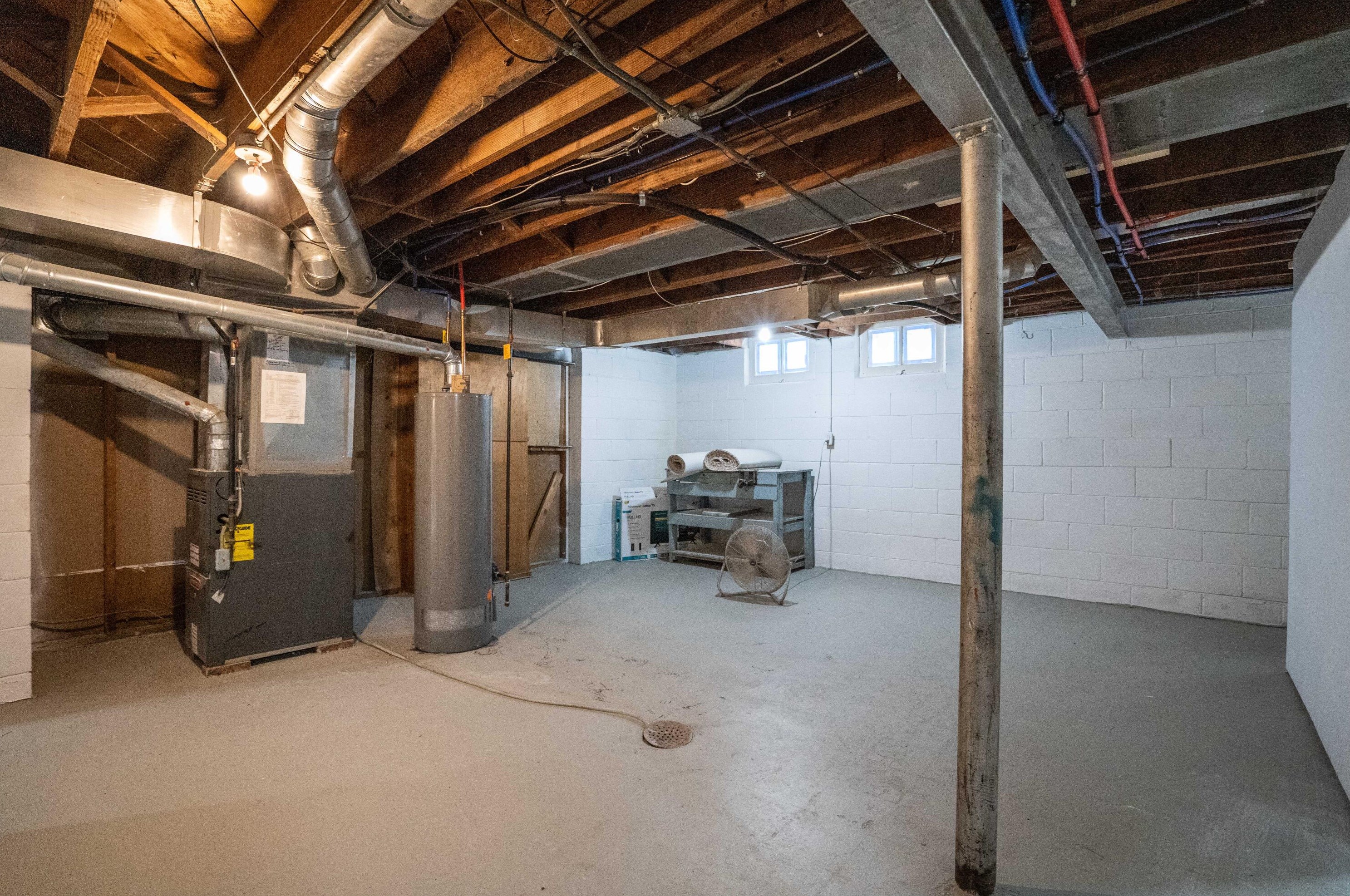 3619 54th Blvd, Milwaukee WI  53216-2805 exterior