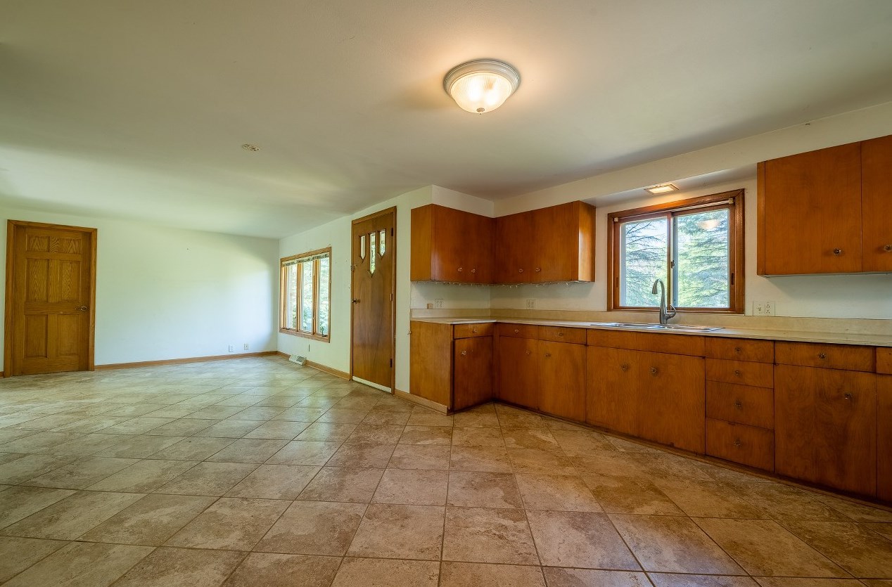 3830 County Rd Y, West Bend, WI 53095