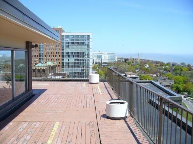 1919 N Summit Ave #m, Milwaukee, WI 53202