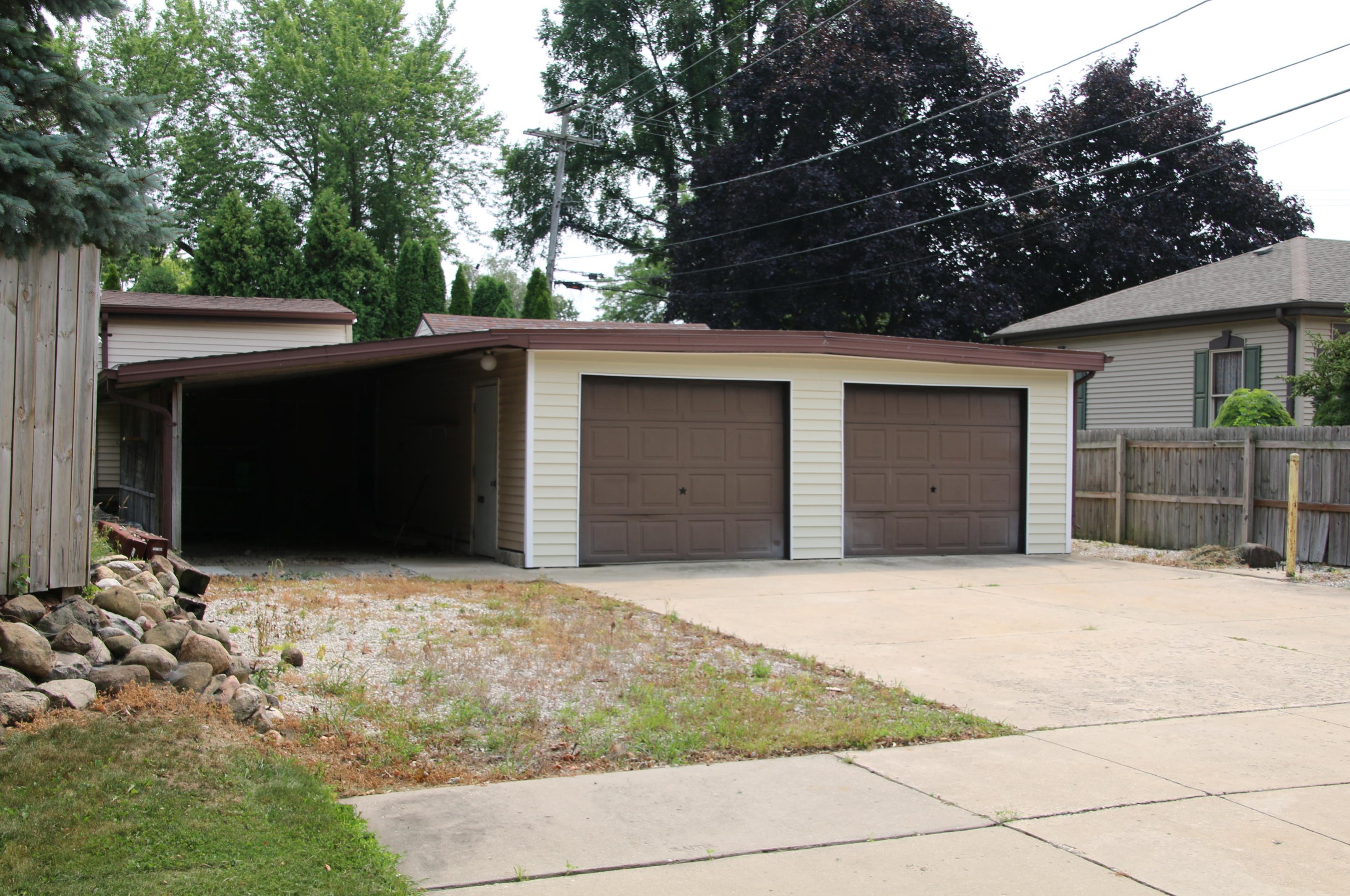 2800 17th Ave, South Milwaukee WI  53172-2916 exterior