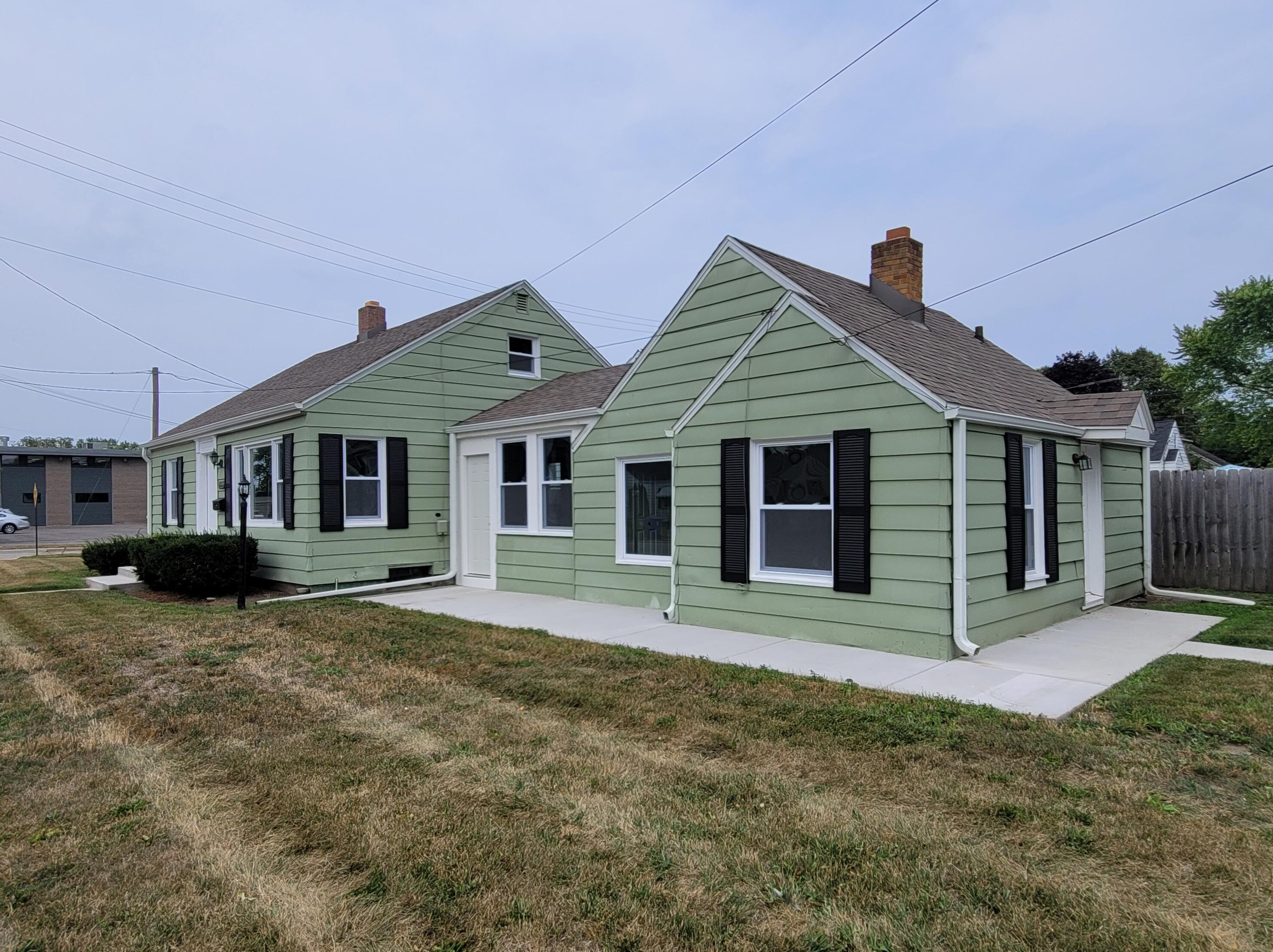 7203 30th Ave, Kenosha, WI 53142