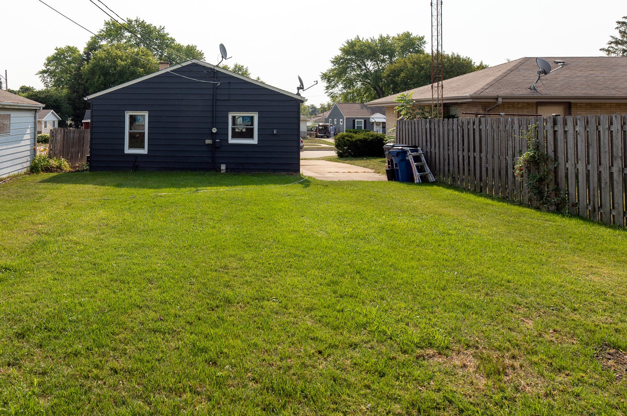 1424 Oregon St, Racine WI  53405-3152 exterior