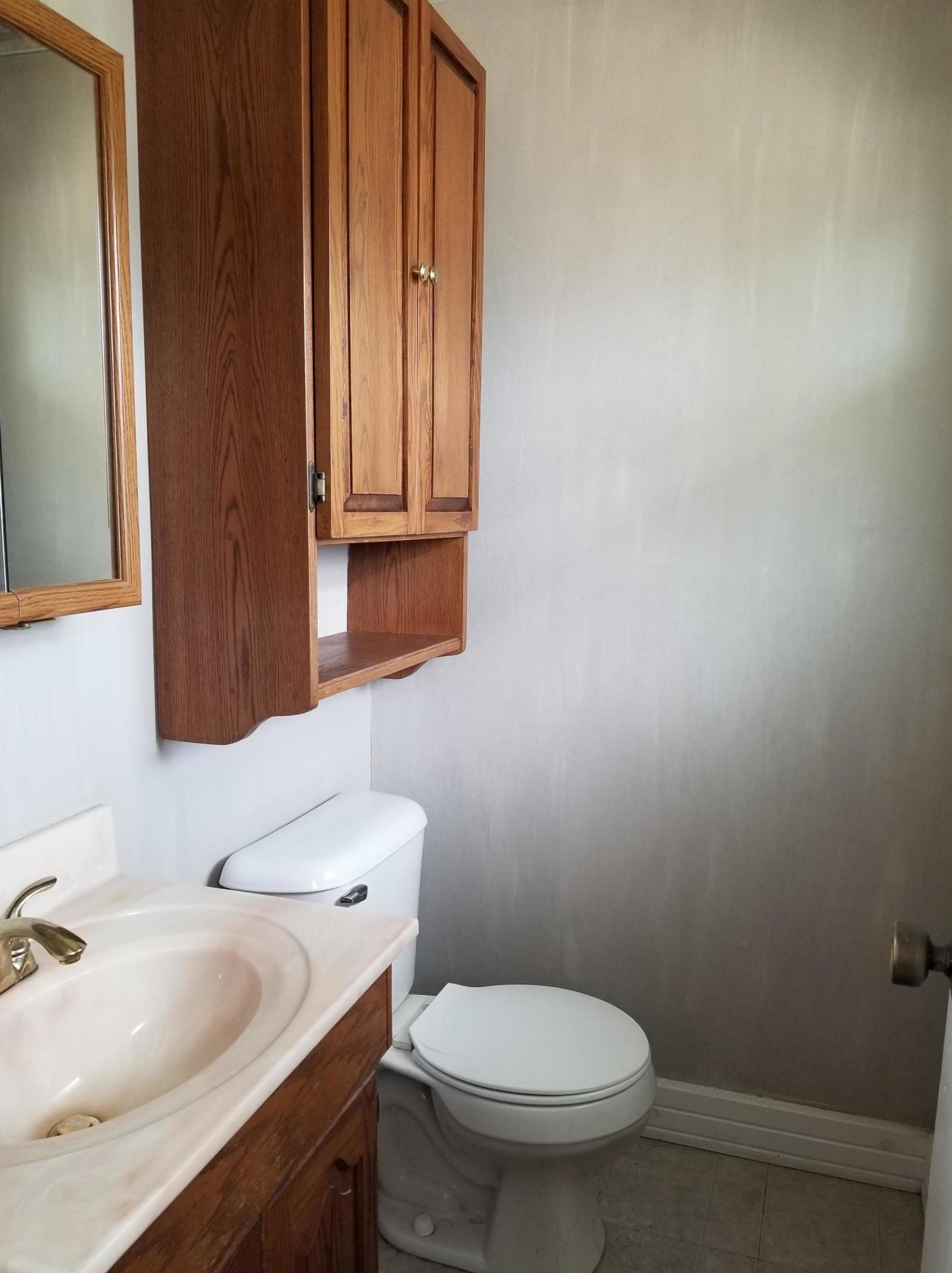 6903 Lone Elm Dr, Racine, WI 53402-1443