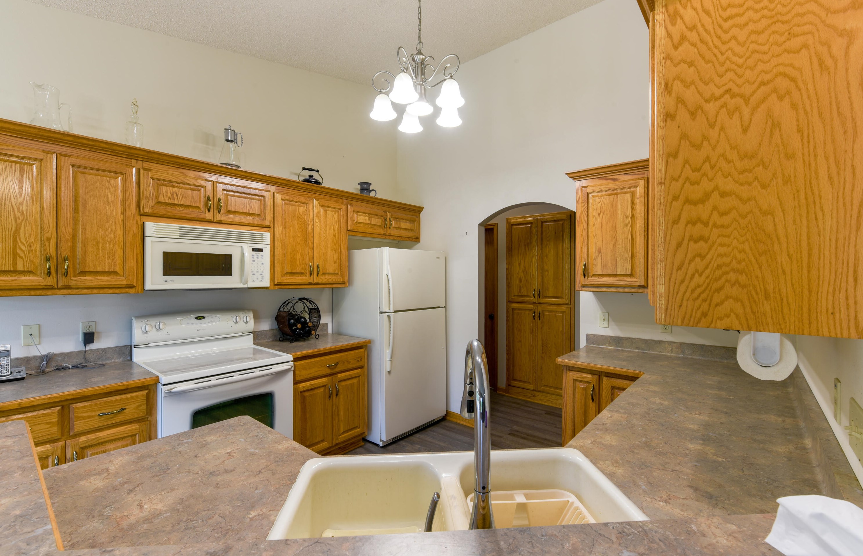 8140 Anna Ave, Waterford WI  53185-1386 exterior