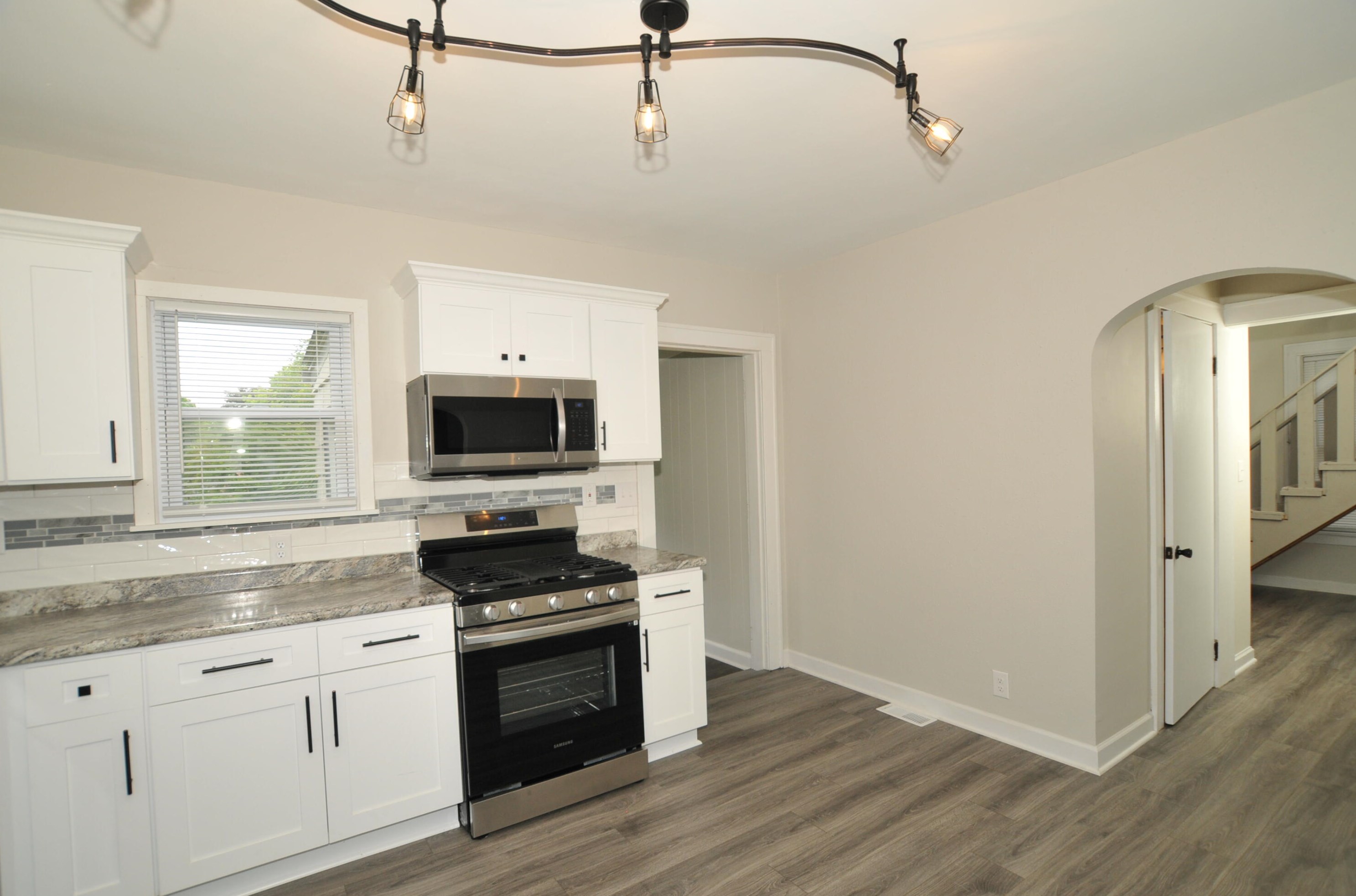 4242 Goleys Ln, Racine, WI 53404-1230