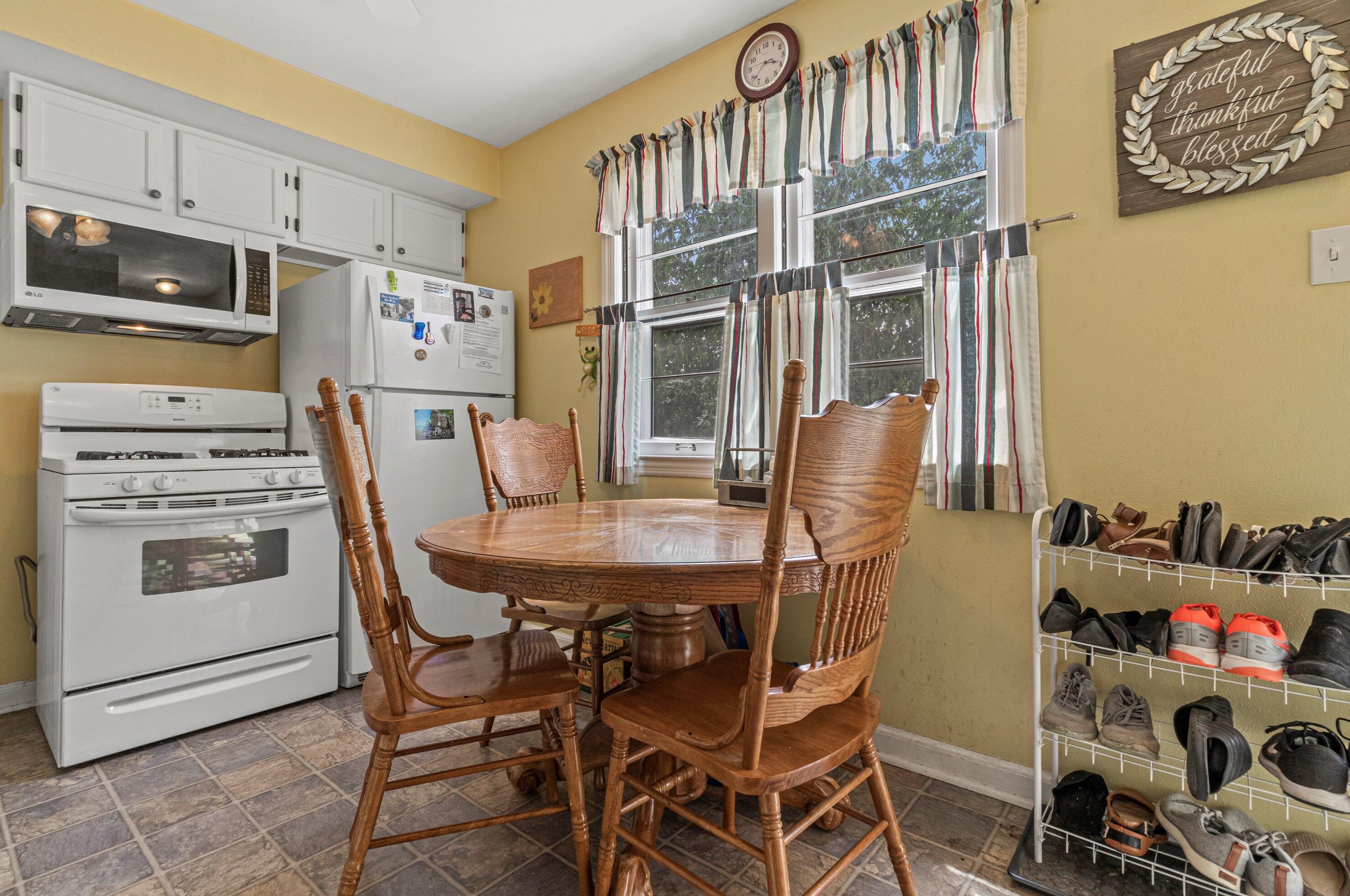 3905 E Underwood Ave, Cudahy, WI 53110