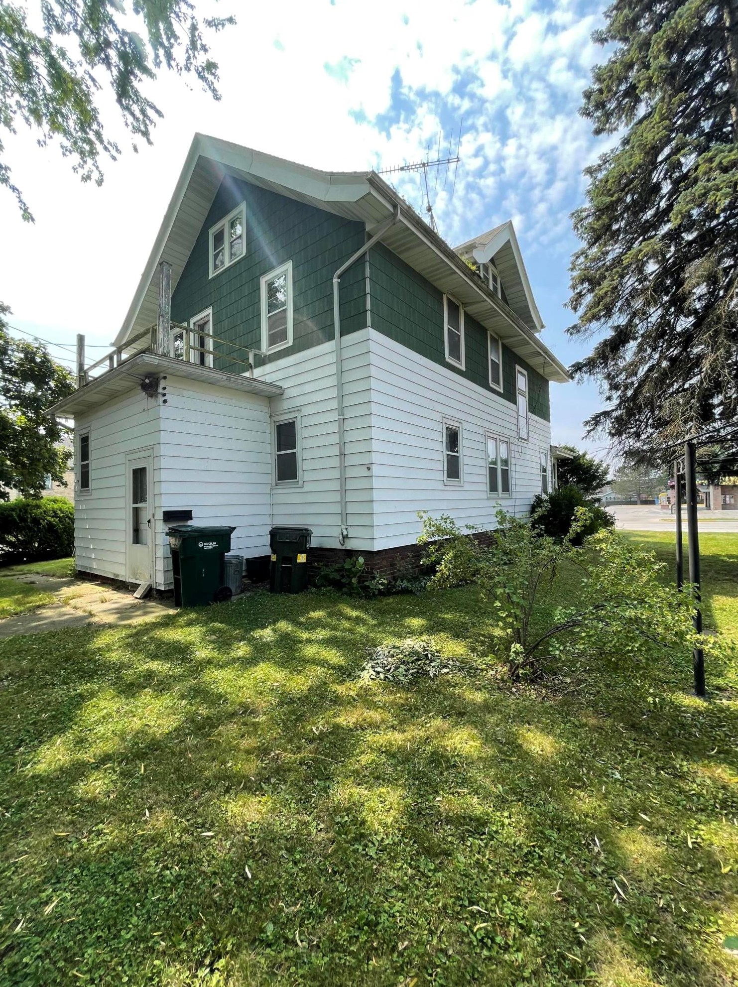1136 Fond Du Lac Ave, Kewaskum, WI 53040