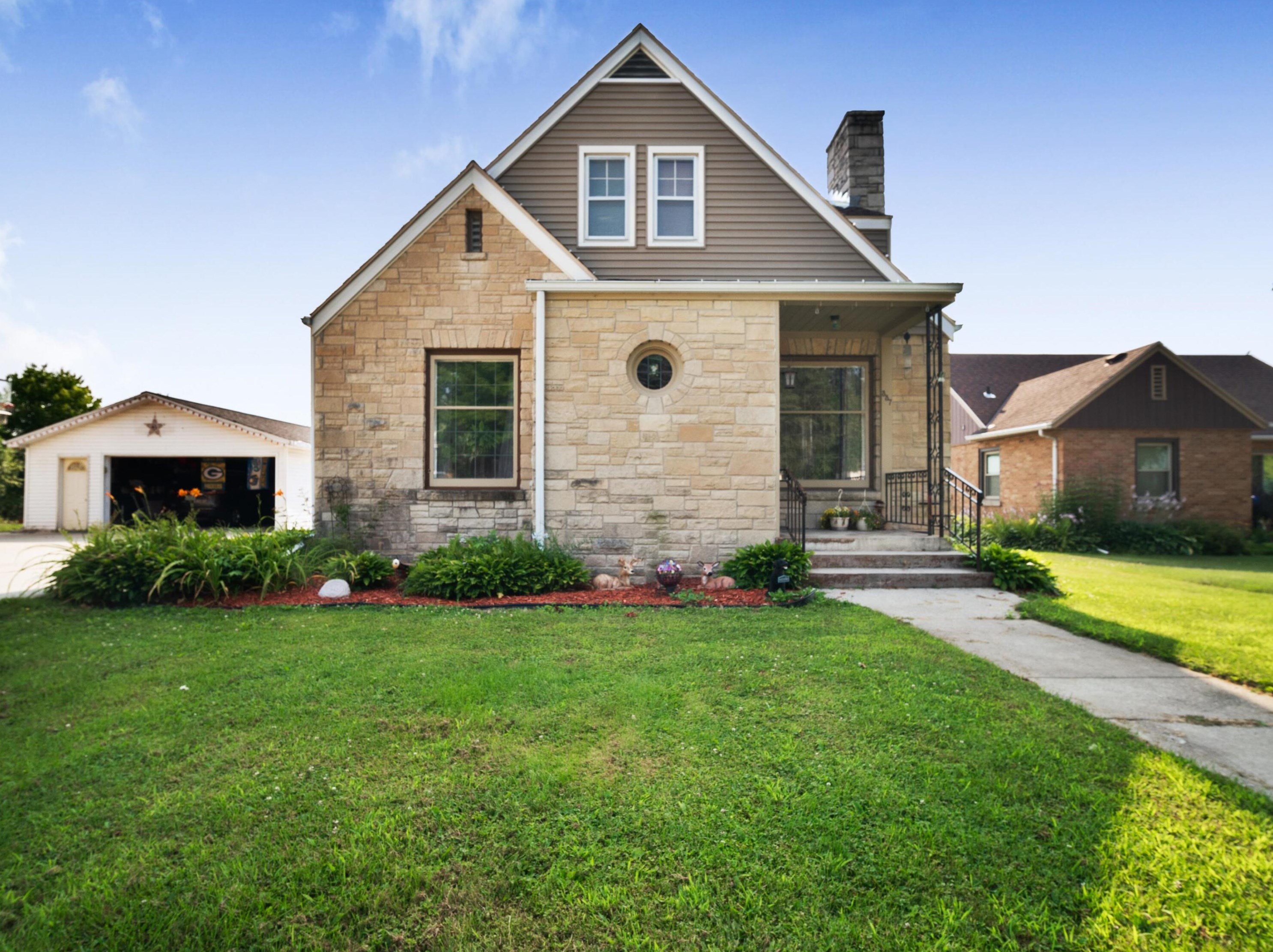 337 North St, Plymouth, WI 53073-1225