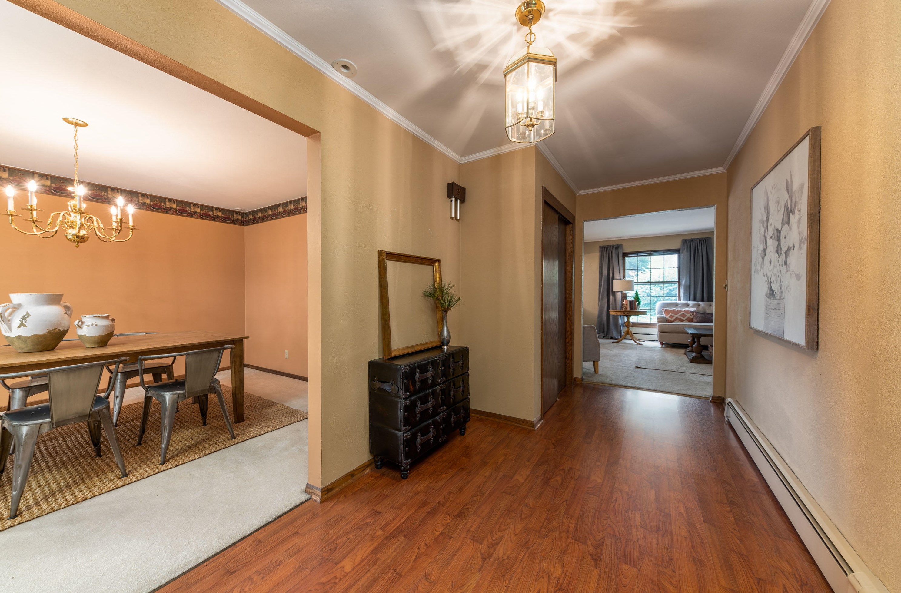 177 Clover Ln, Cedarburg, WI 53012-9150