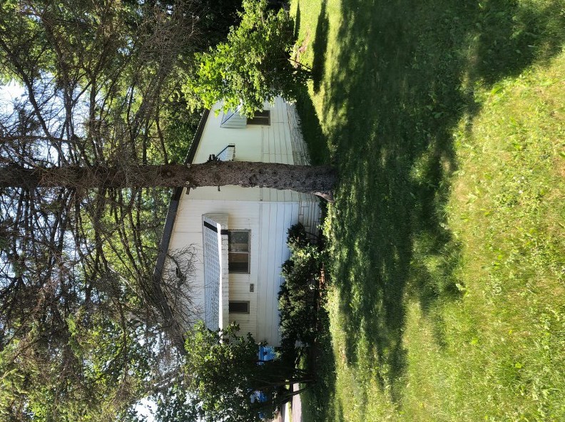 1436 Fairlawn Blvd, Lyons, WI 53105-9077