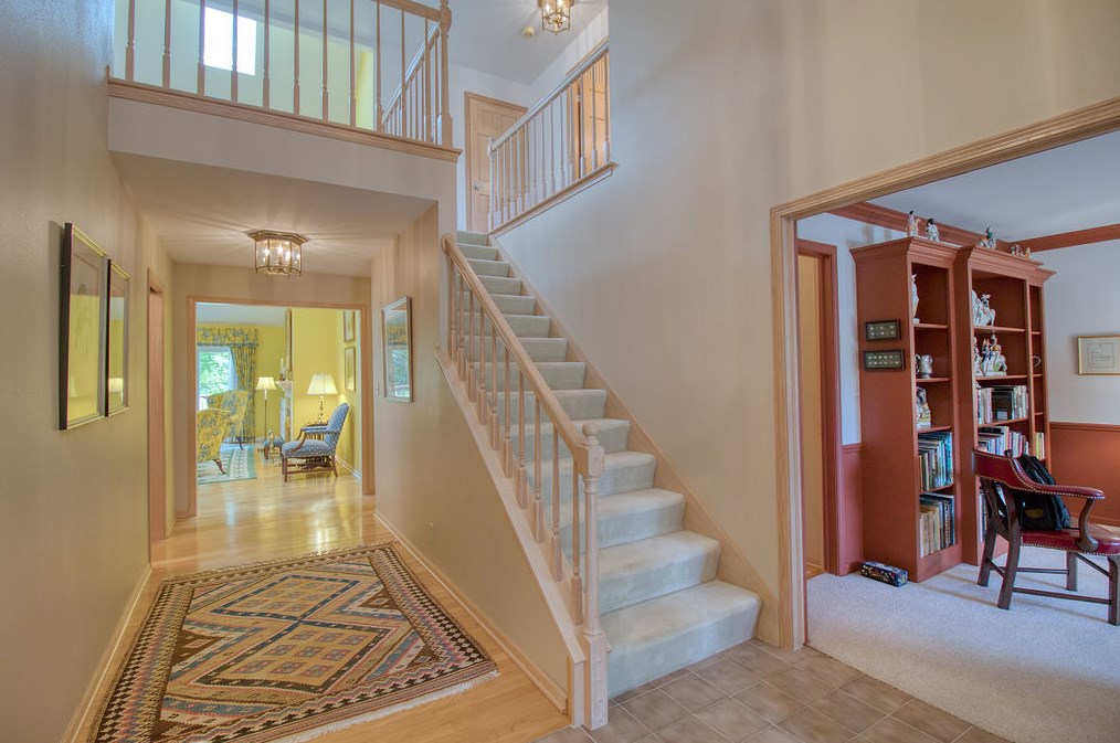 11632 N Eastbrook Dr, Thiensville, WI 53092