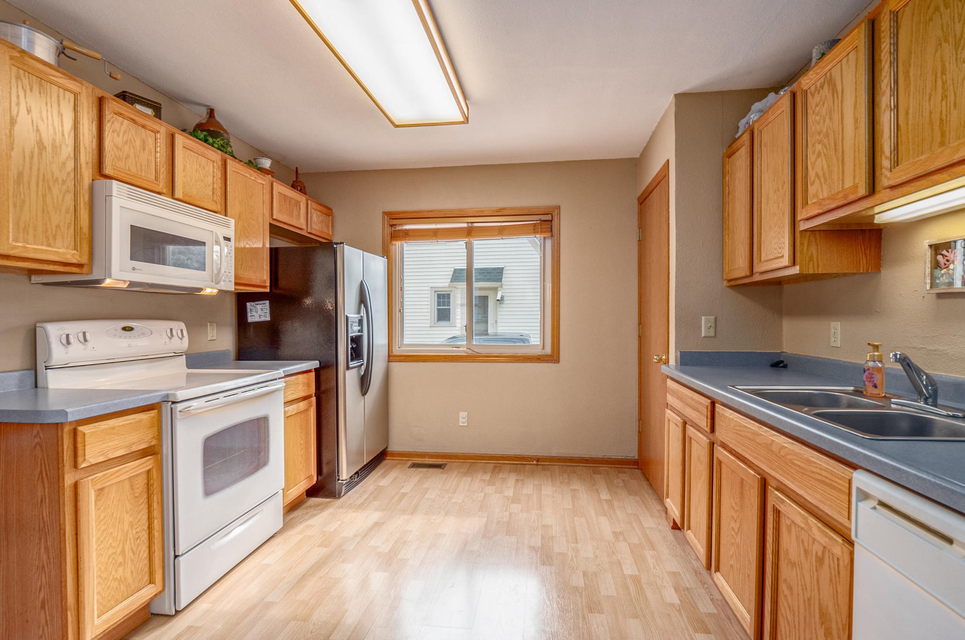 633 Mccolm St, Plymouth, WI 53073-2317