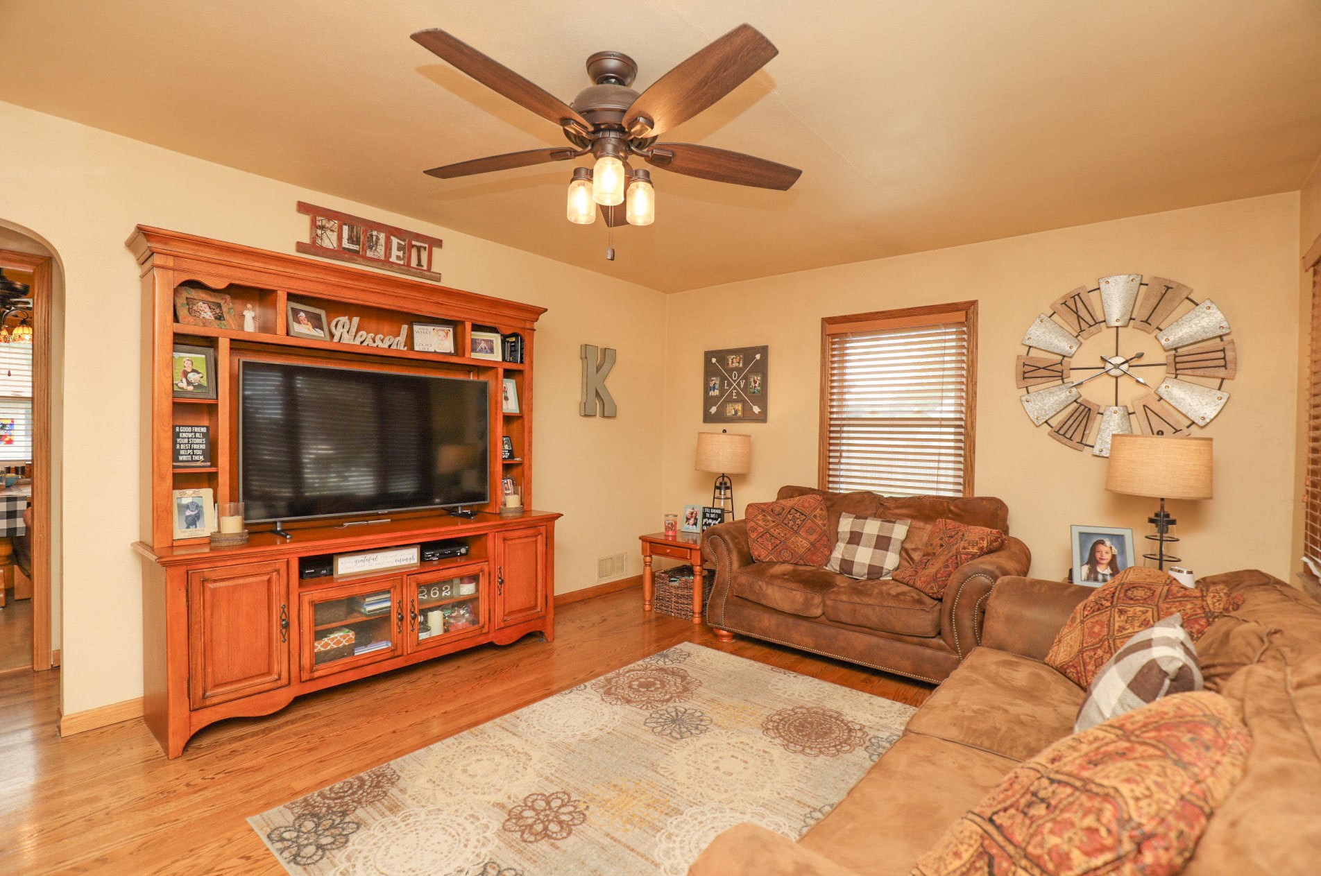 5502 37th Ave, Kenosha, WI 53144