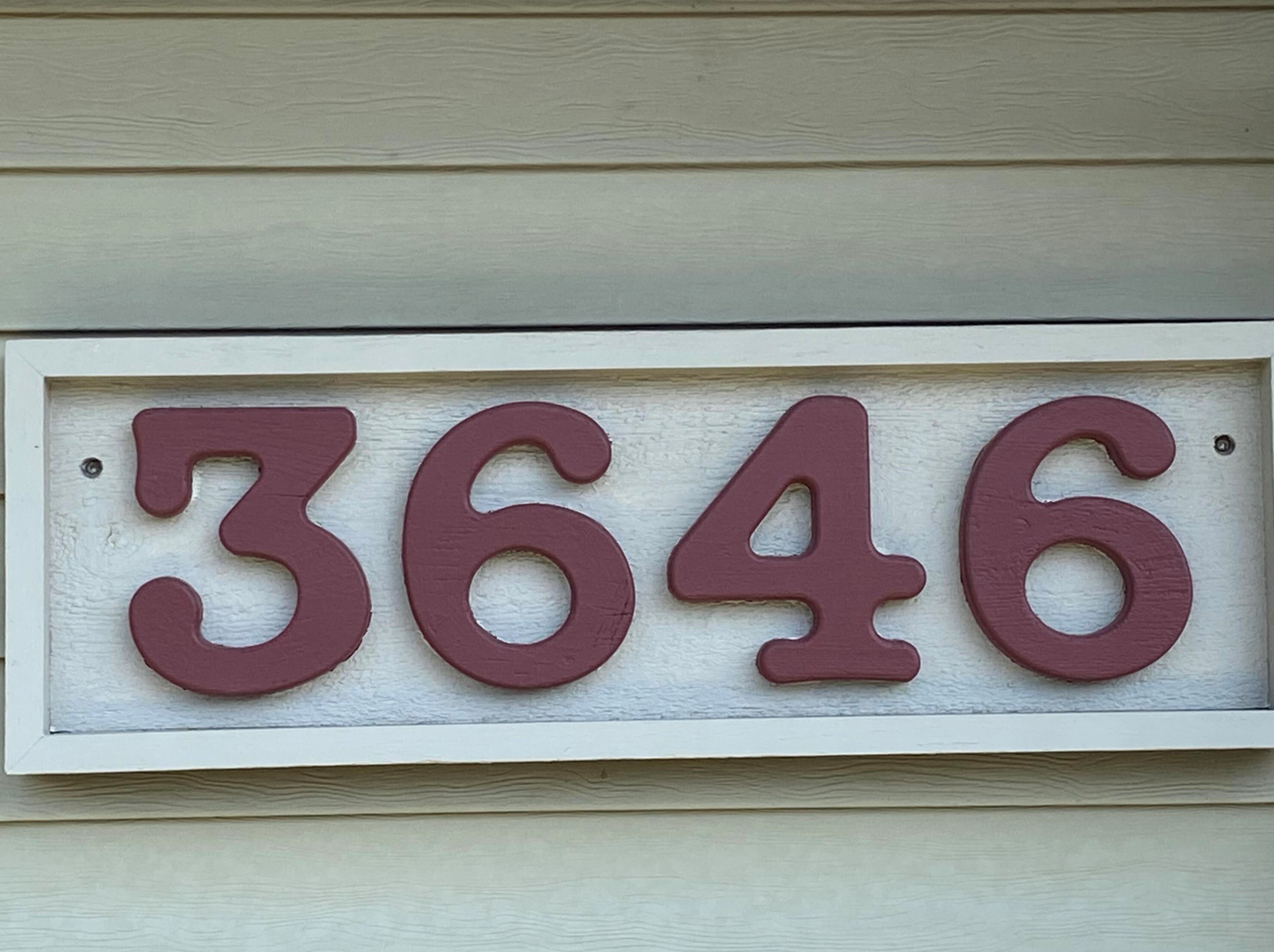 3646 Barbara Ct, Oak Creek, WI 53154-8026