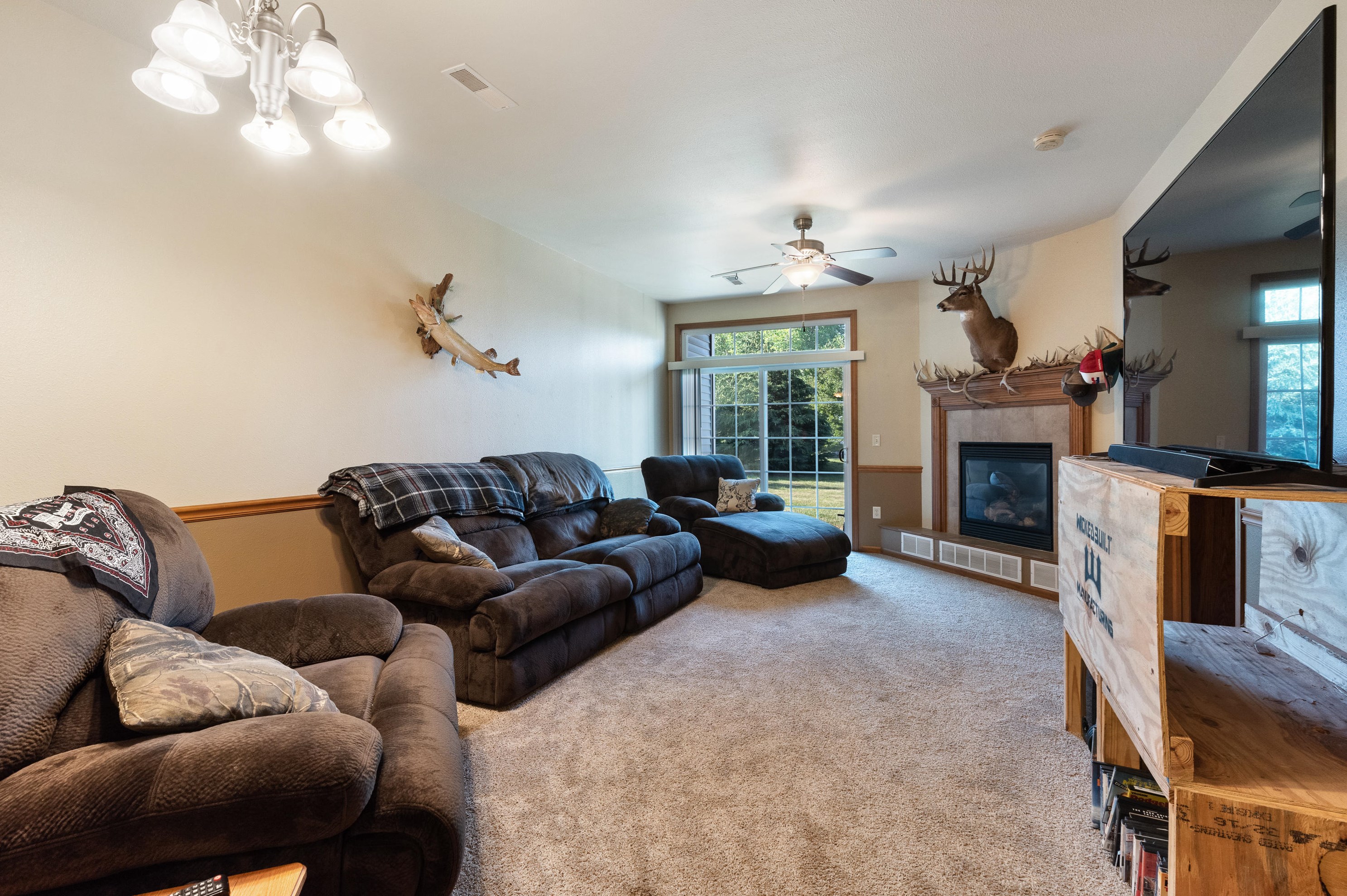 752 Bridlewood Dr #2102b, Hartford, WI 53027