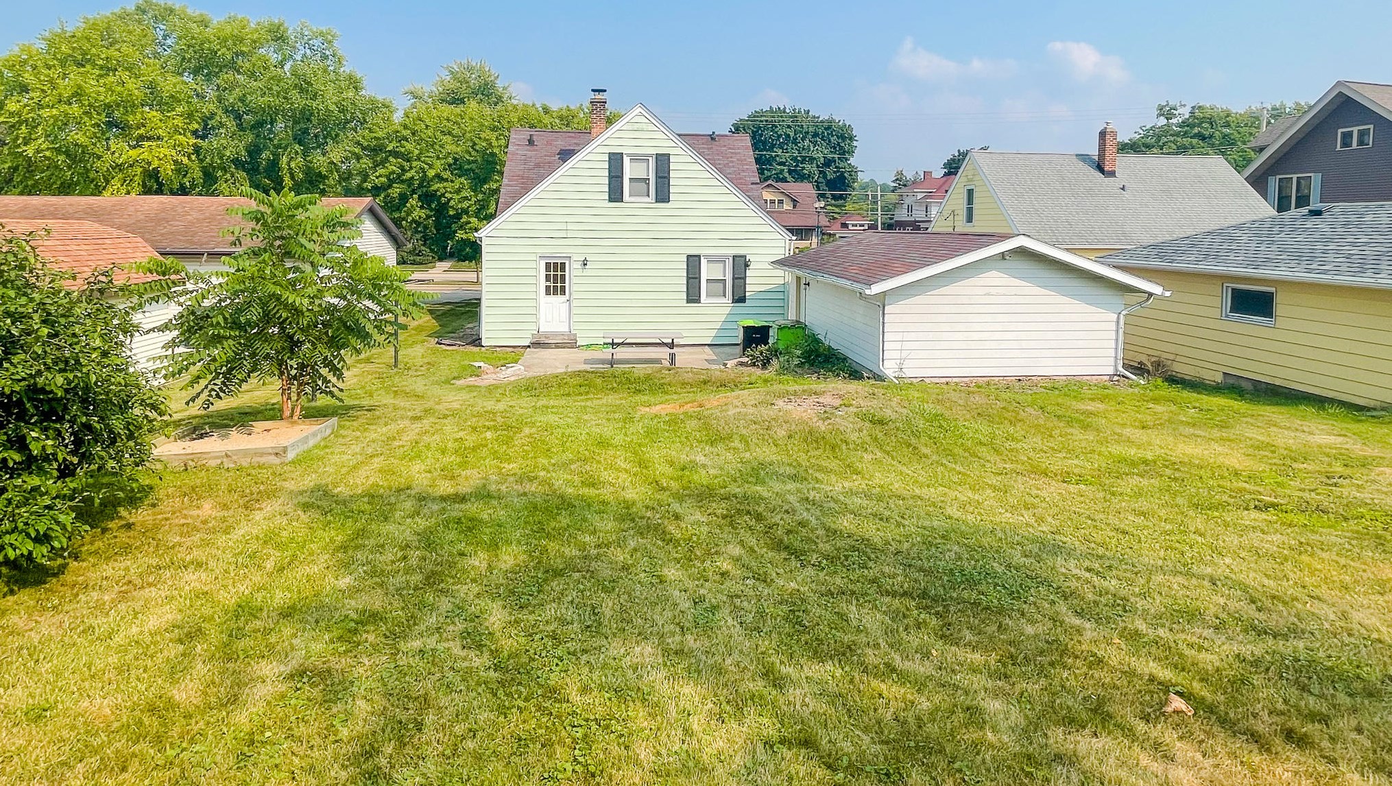 417 N Main St, Mayville, WI 53050