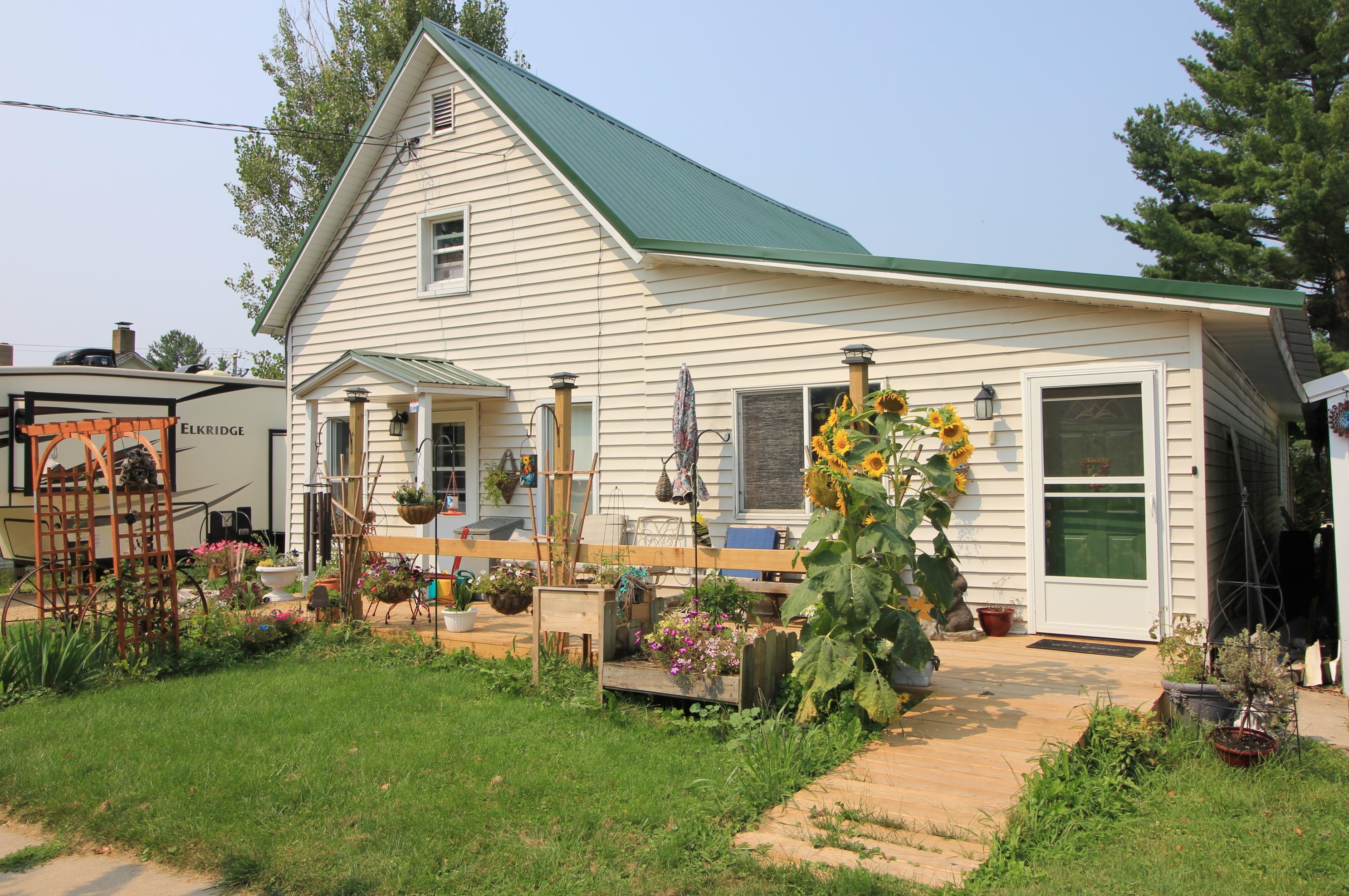 621 Hillsborough Ave, Yuba, WI 54634