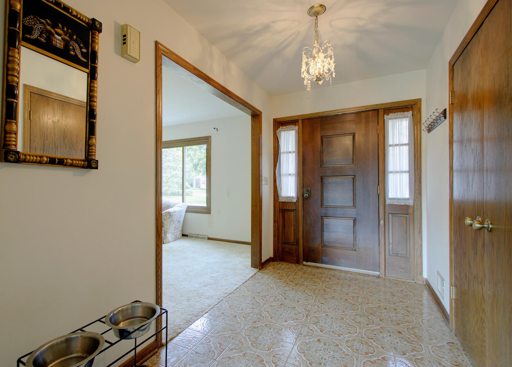 4100 Alpine Cir, Brookfield WI  53005-1410 exterior