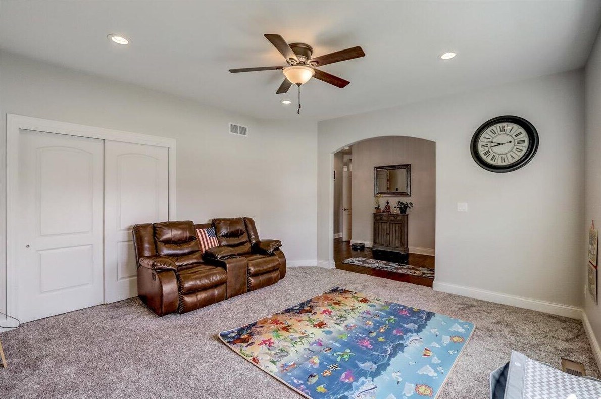 2230 Southland Dr, Oak Creek WI  53154-3631 exterior