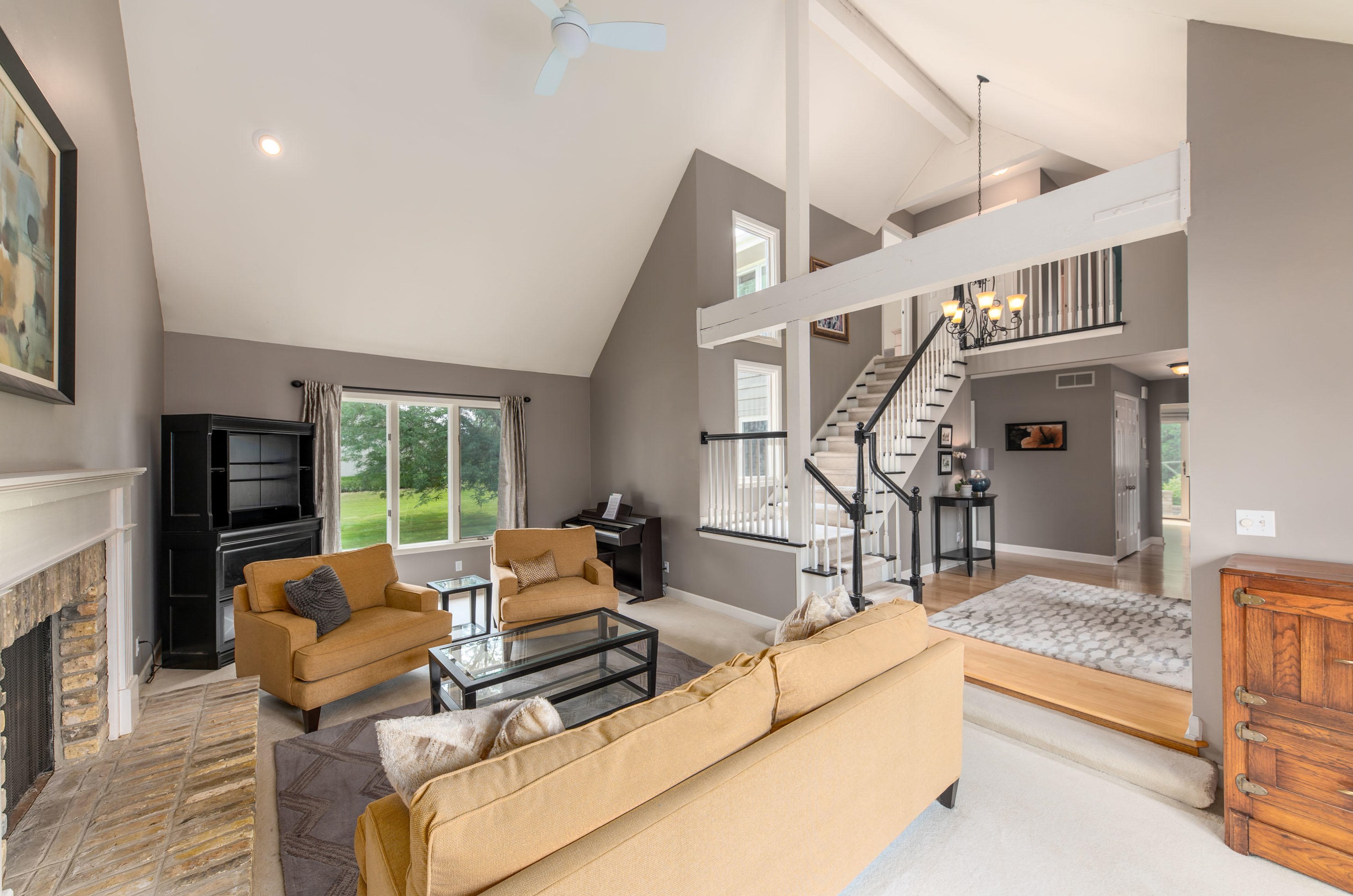 2780 Cambridge Cir, Brookfield, WI 53045-3229