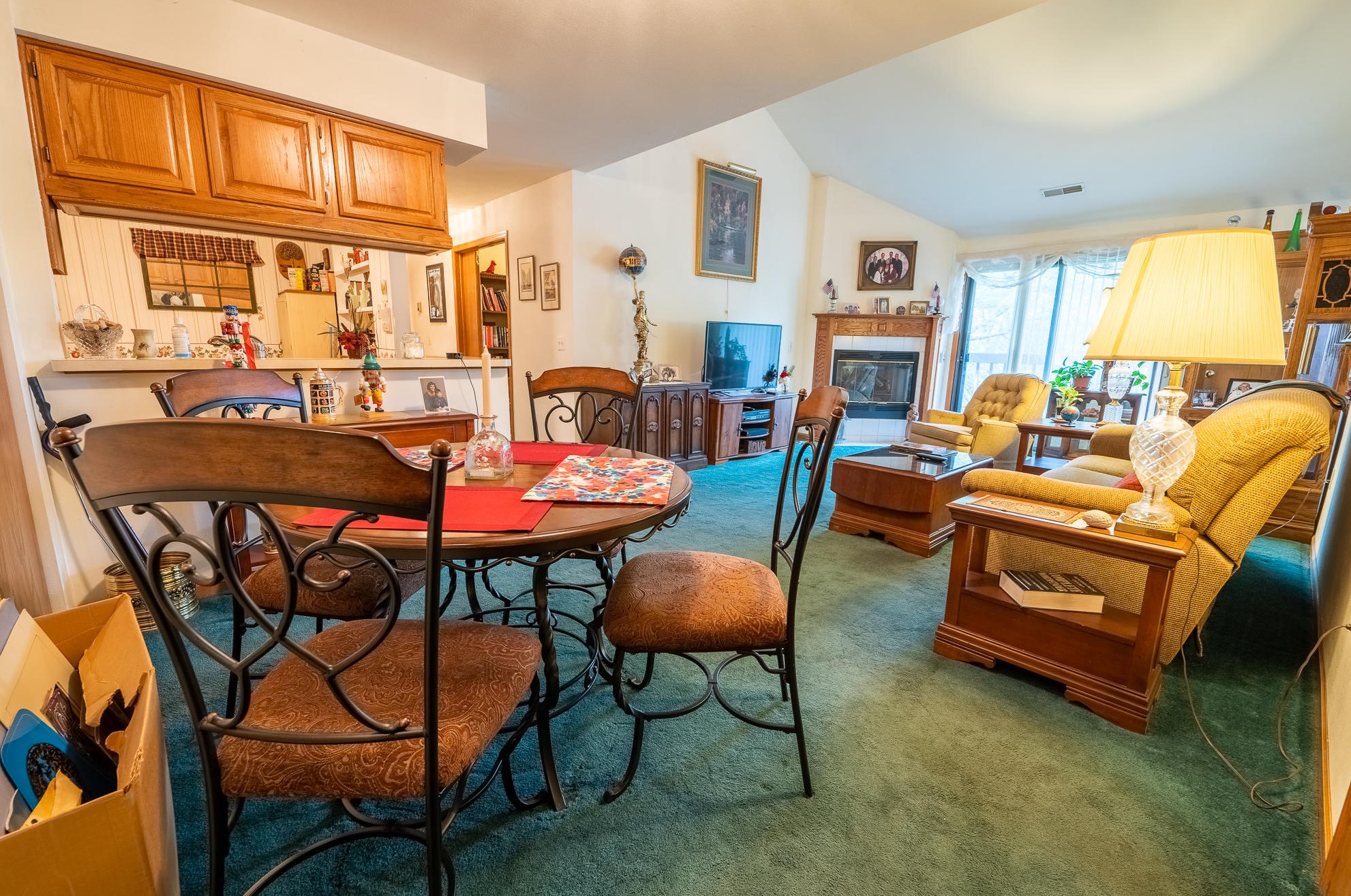 405 N Main St #h, Thiensville, WI 53092