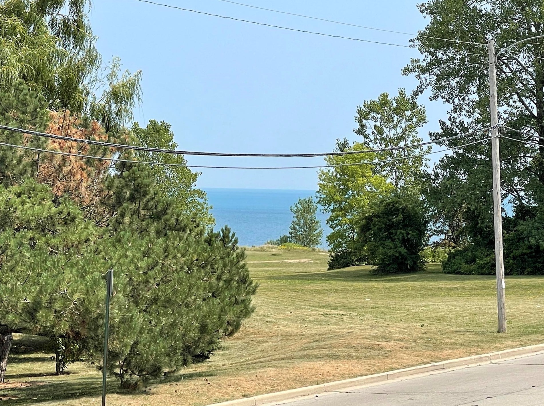 3333 5th Ave, South Milwaukee WI  53172-3951 exterior