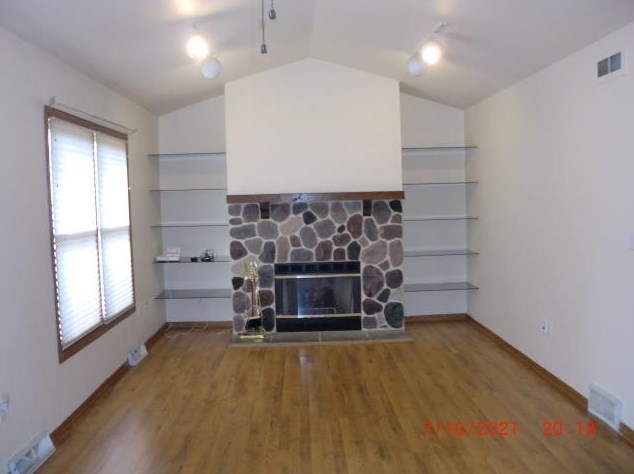 8268 N 97th St, Milwaukee, WI 53224