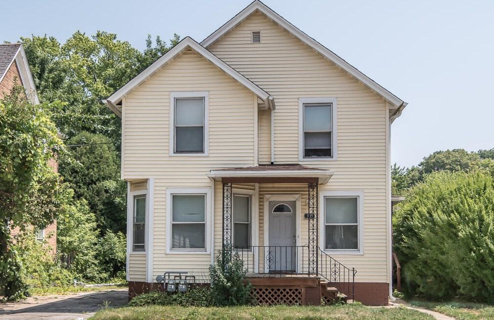 335 Luedtke Ave, Racine, WI 53405