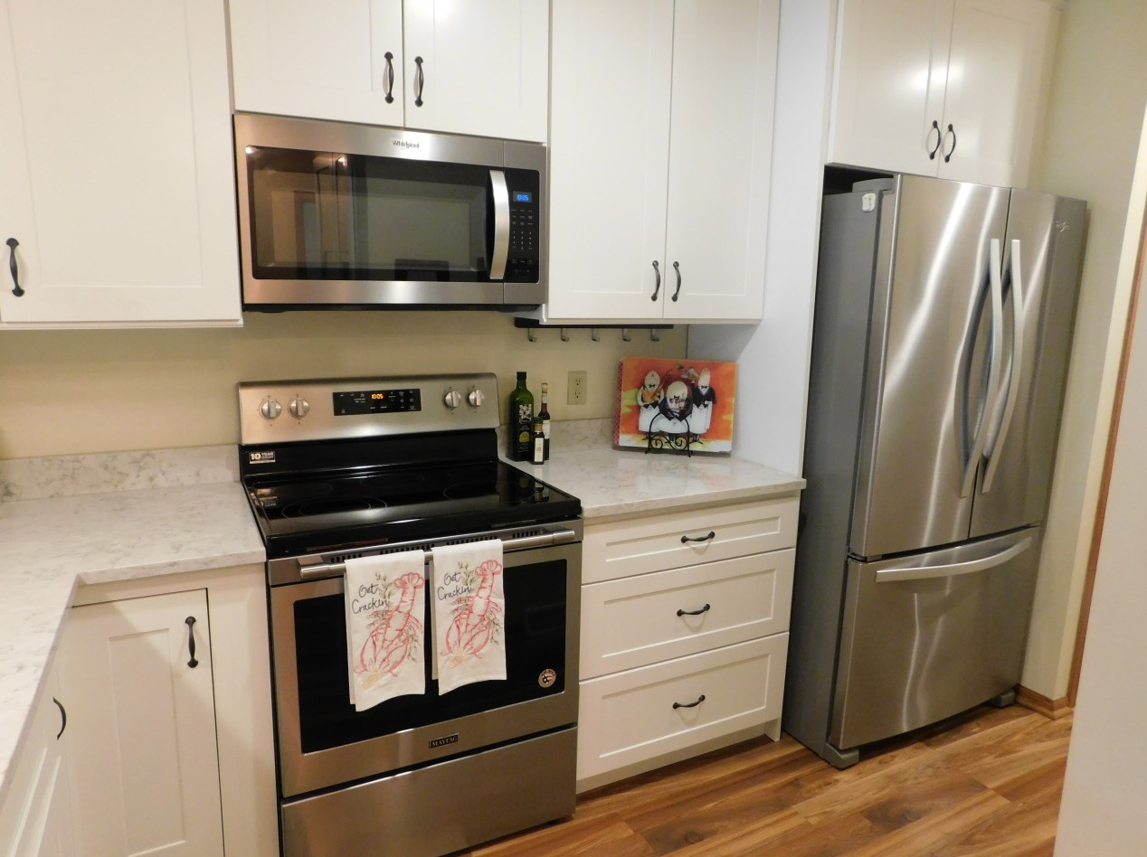657 Hartford Square, Hartford, WI 53027