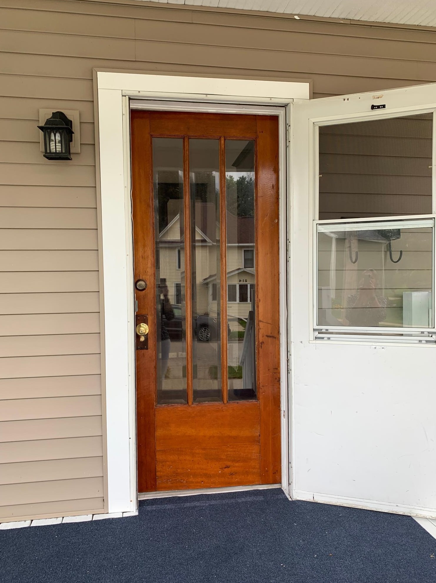 215 Walnut St, Beaver Dam, WI 53916