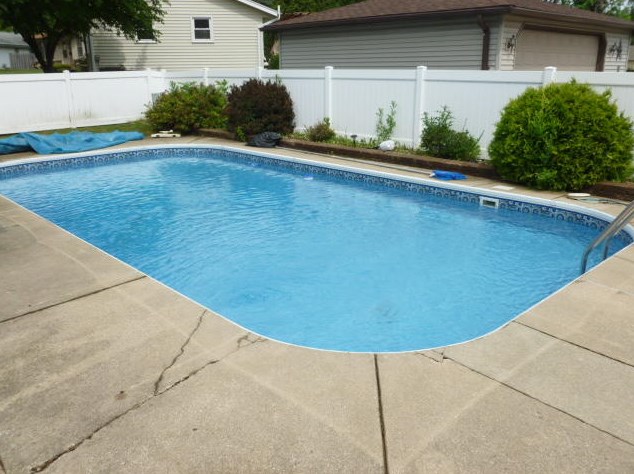 7819 S Quincy Ave, Oak Creek, WI 53154
