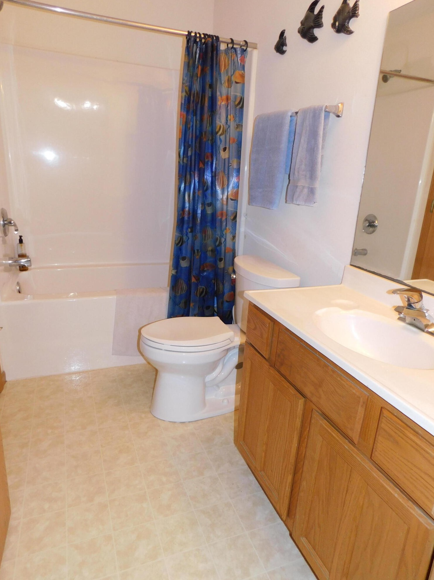 2049 Pine Ridge Ct, Grafton WI  53024-3110 exterior