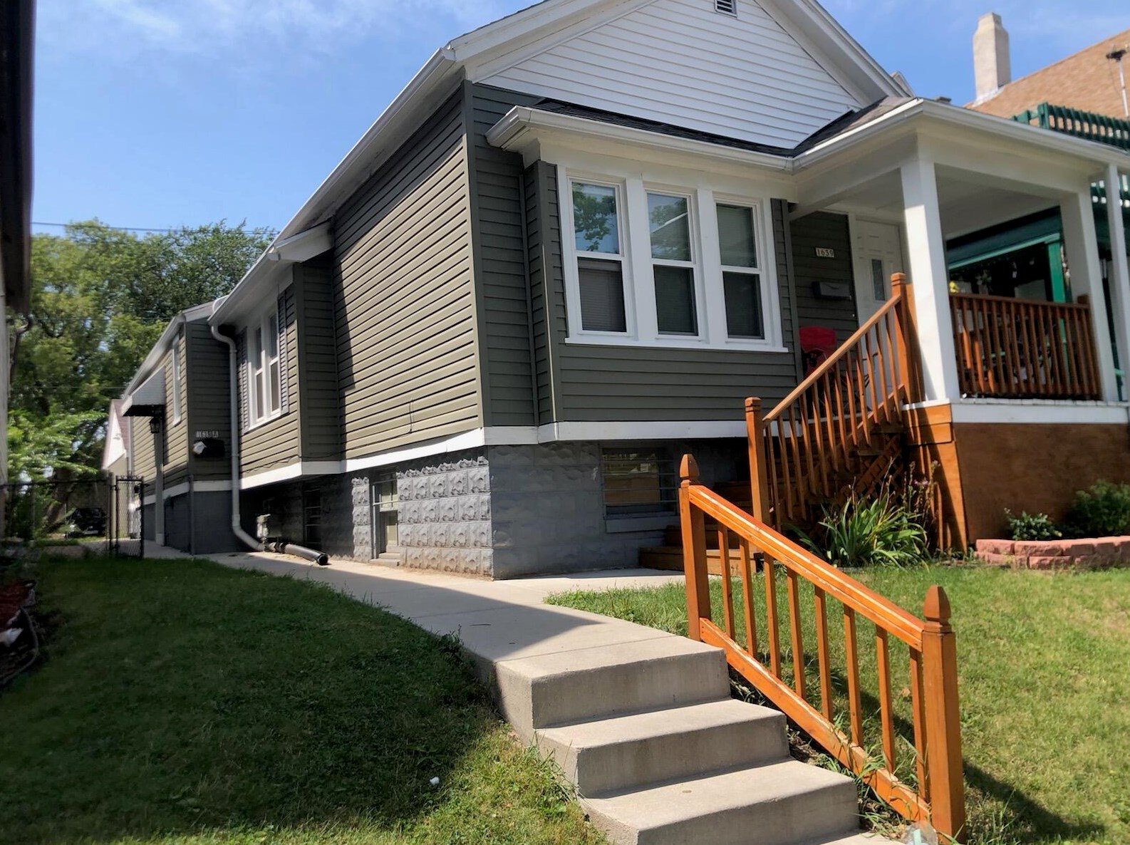 1639 12th St, Milwaukee WI  53204-3332 exterior